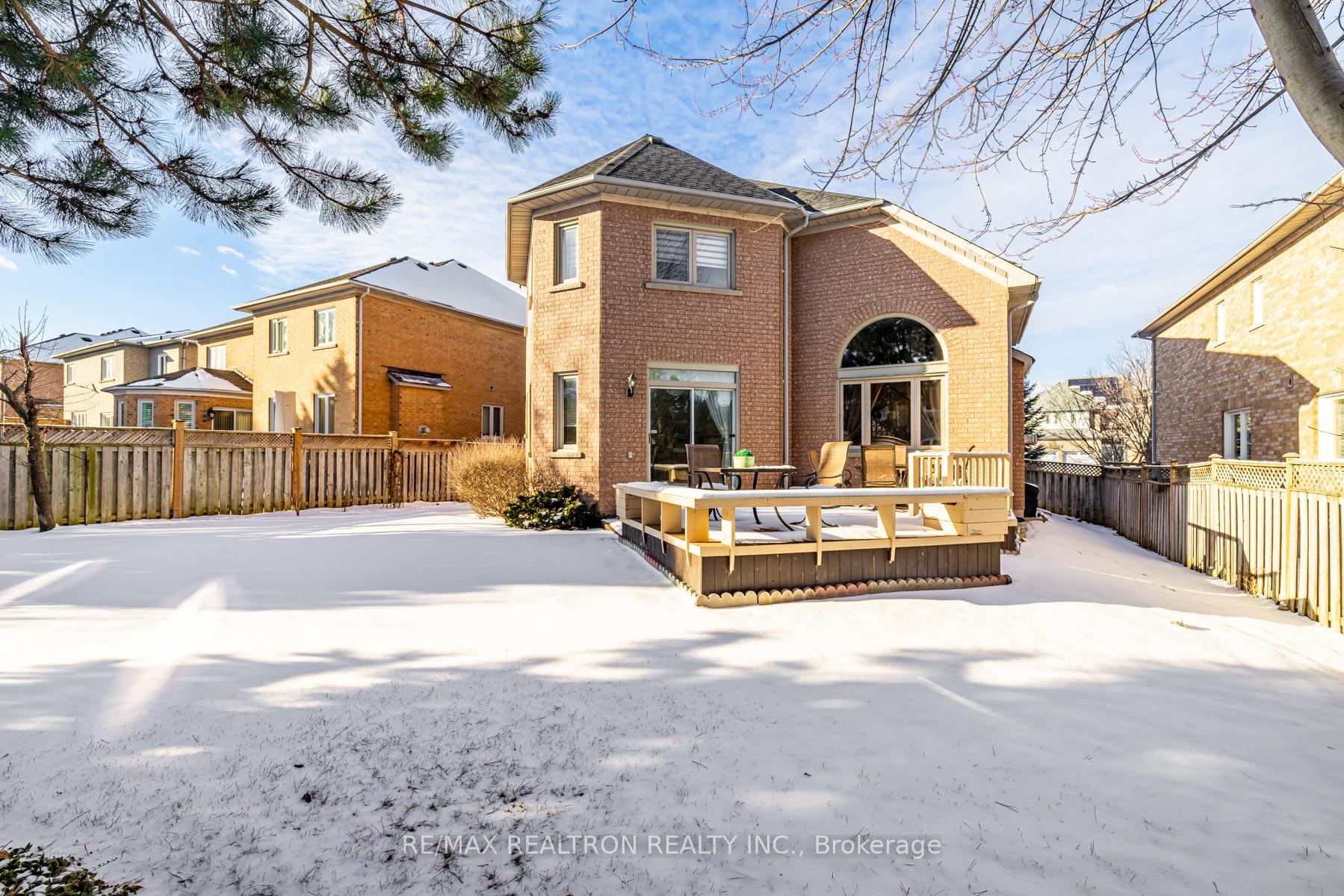 Photo 38 of 75 Wild Orchid Crescent, Markham, Cachet — HOMEH