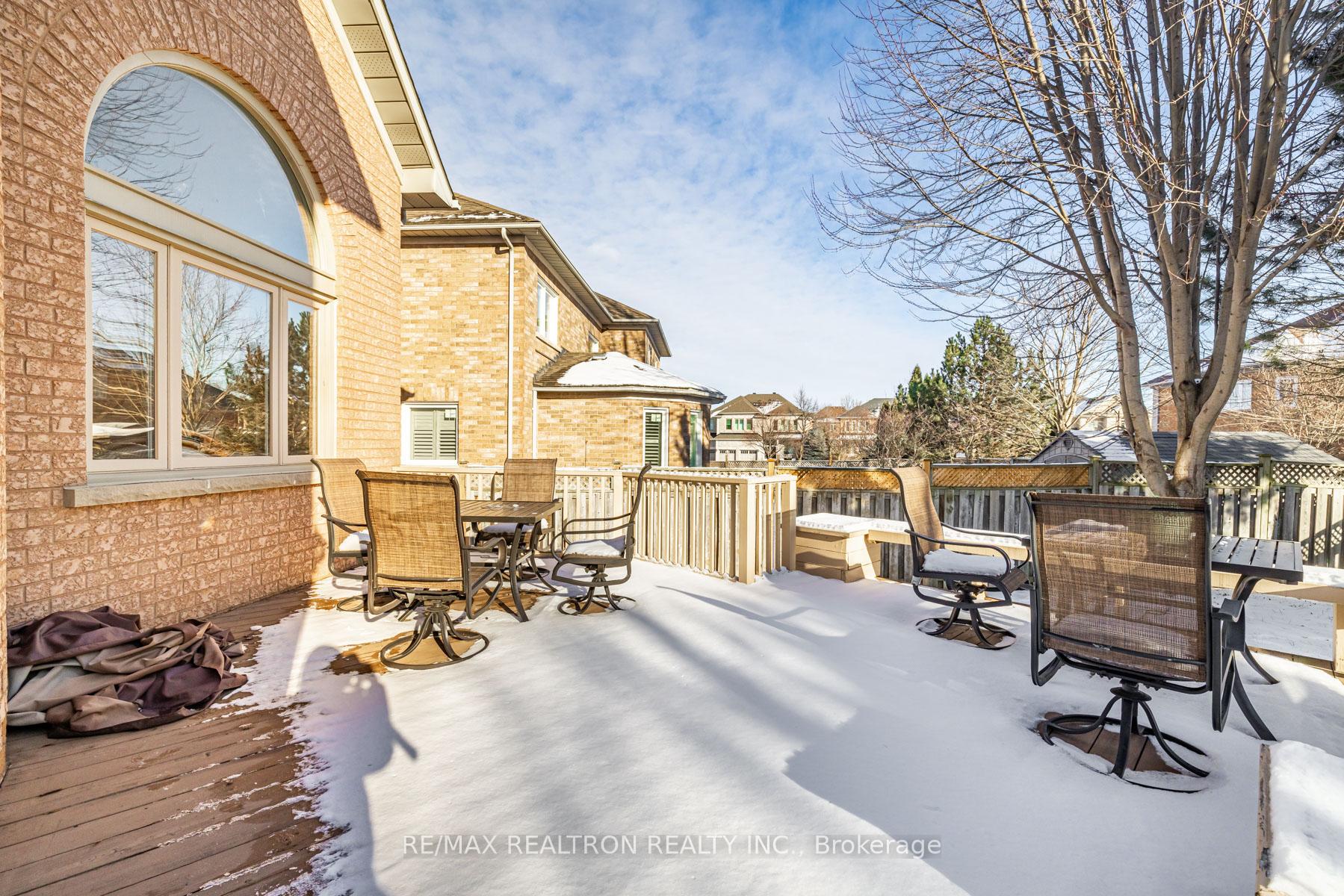 Photo 39 of 75 Wild Orchid Crescent, Markham, Cachet — HOMEH