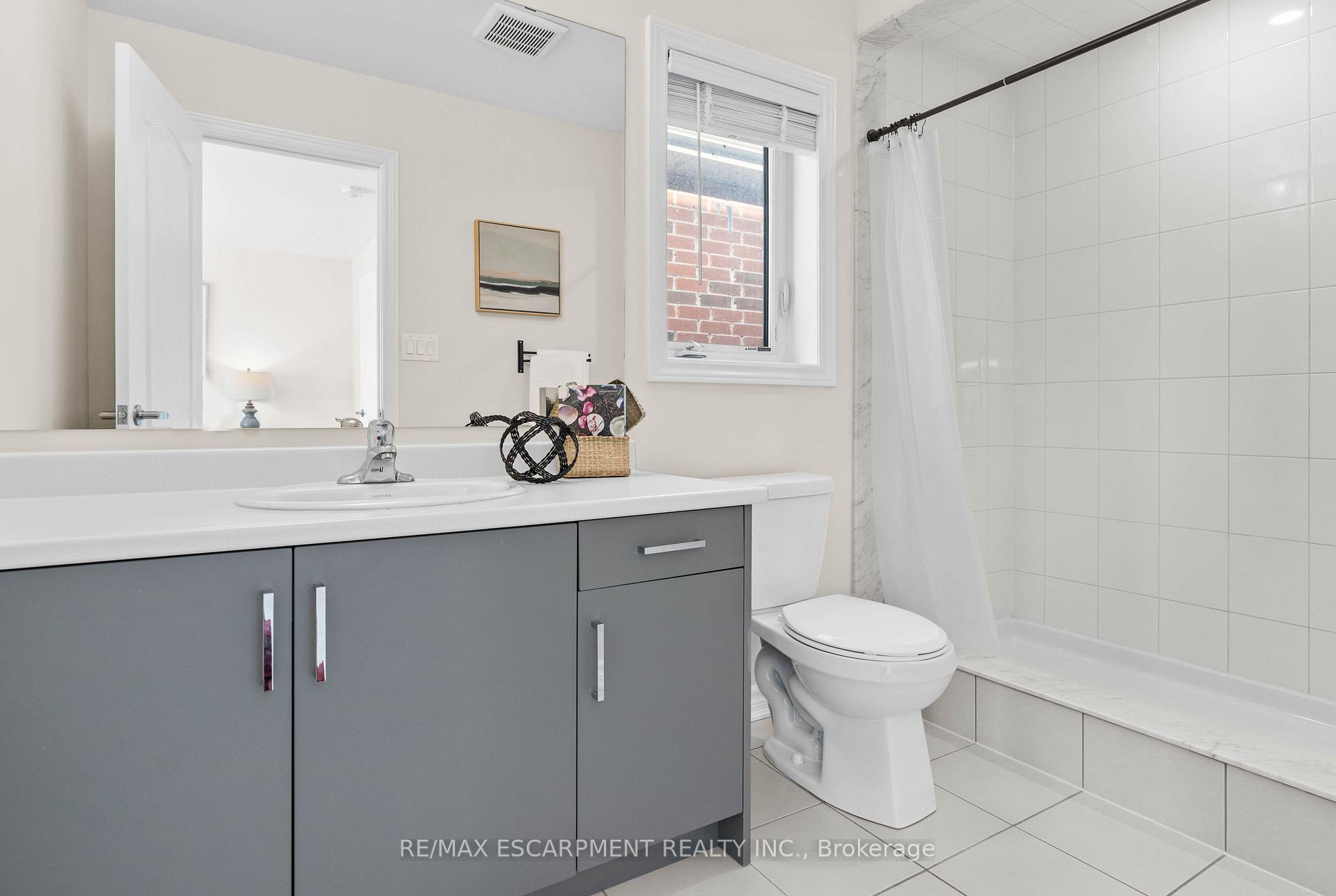 Photo 10 of 158 Andover Drive, Woolwich — HOMEH
