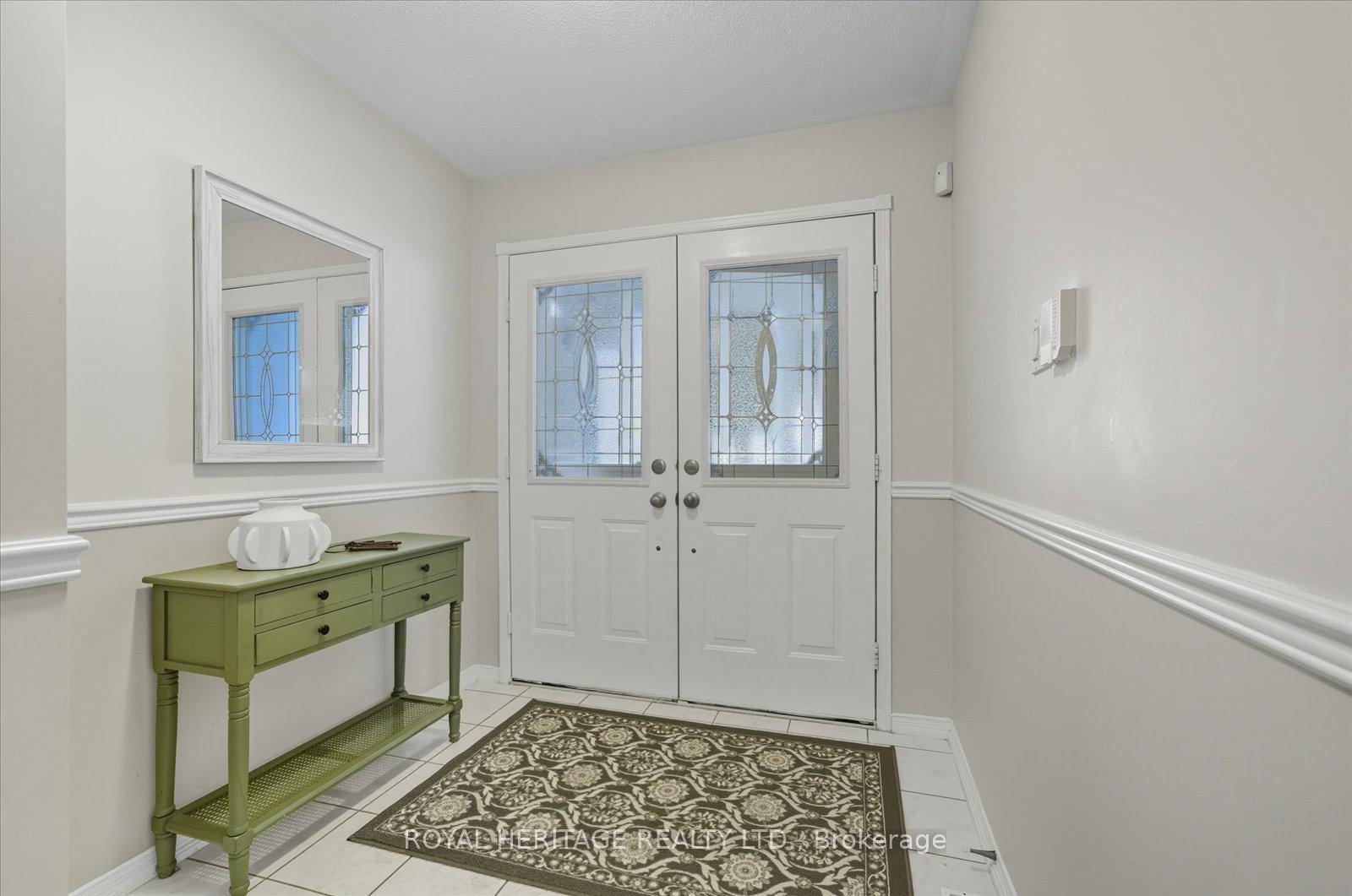 Photo 4 of 10 Watford Street, Whitby, Brooklin — HOMEH
