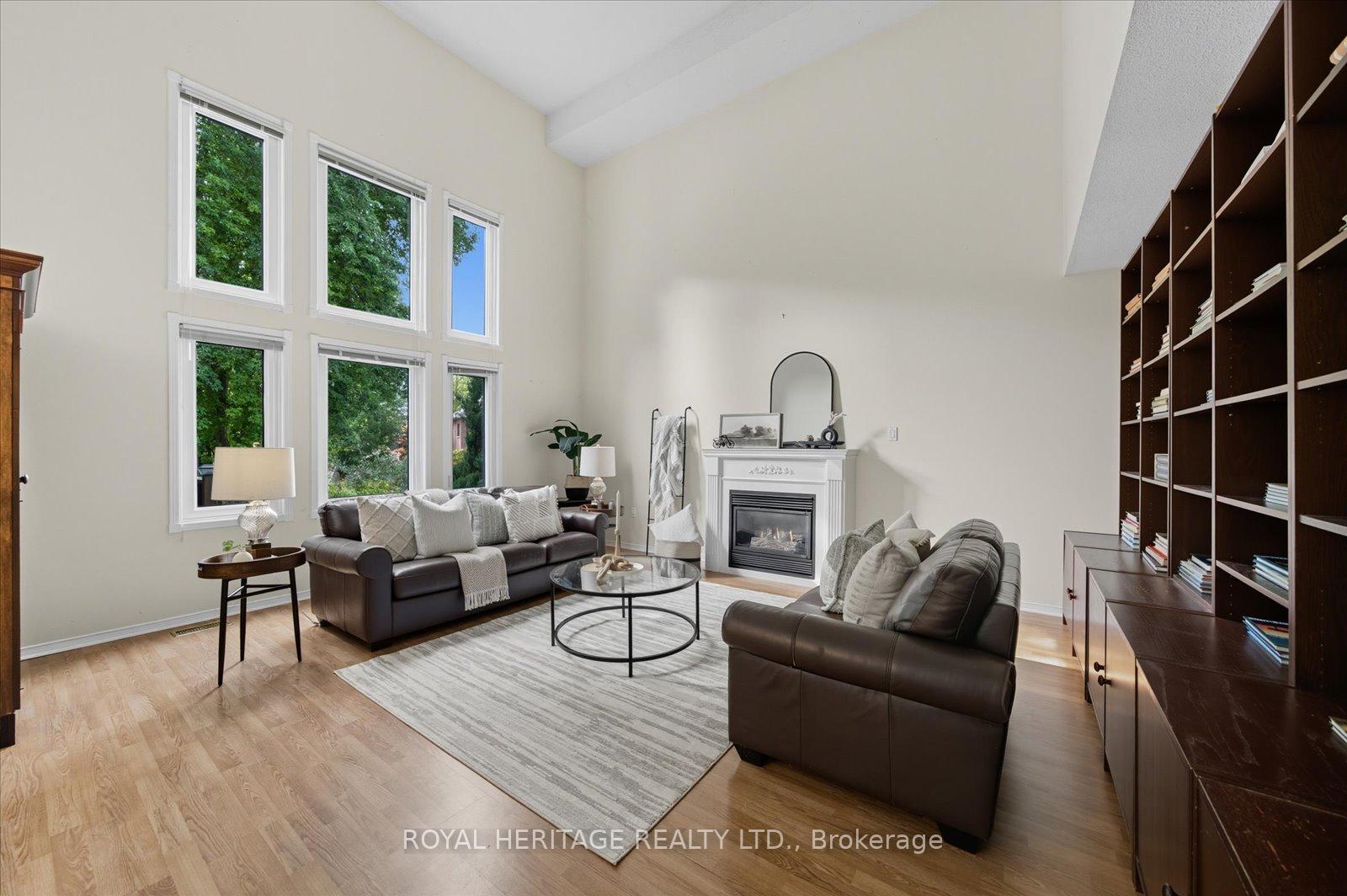 Photo 11 of 10 Watford Street, Whitby, Brooklin — HOMEH