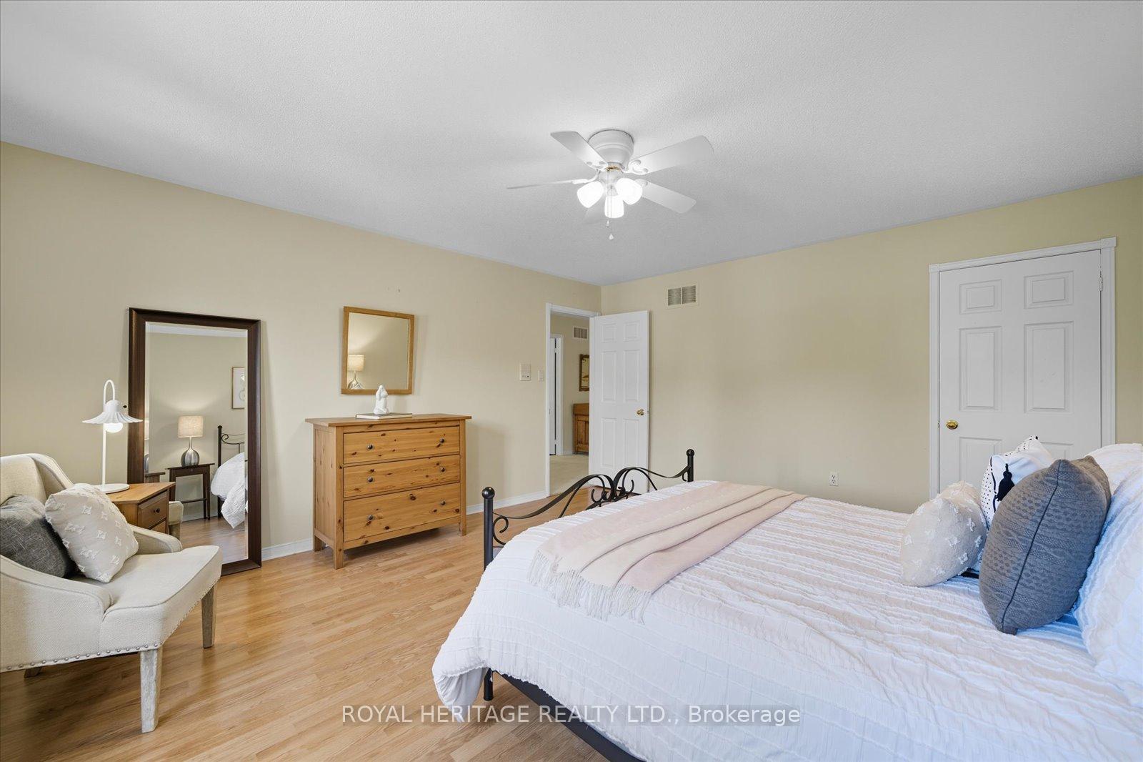 Photo 23 of 10 Watford Street, Whitby, Brooklin — HOMEH