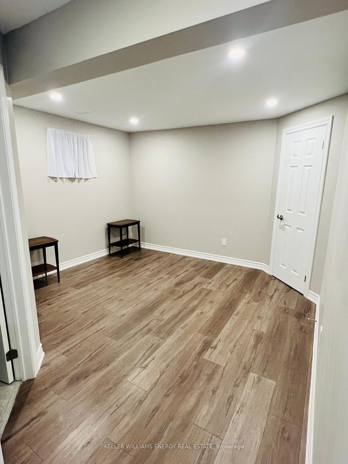 Photo 5 of 63 Inglewood Place, Whitby, Blue Grass Meadows — HOMEH