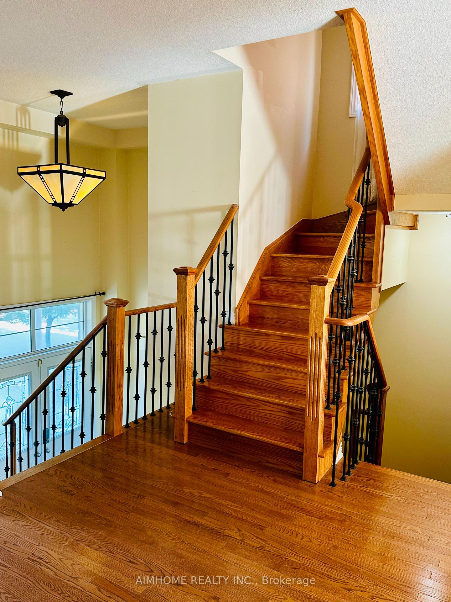 Photo 4 of 26 Asner Avenue, Vaughan, Patterson — HOMEH