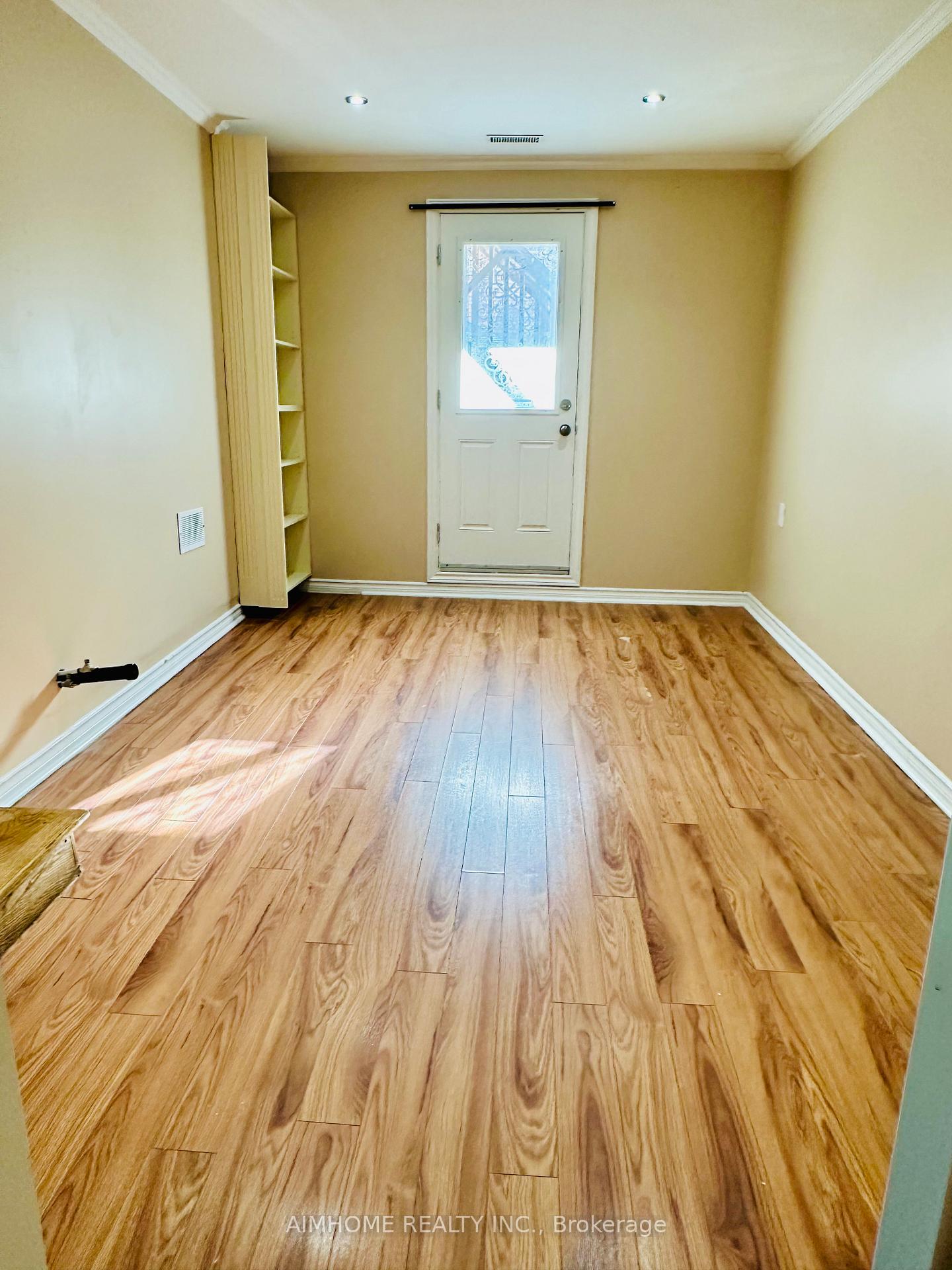 Photo 18 of 26 Asner Avenue, Vaughan, Patterson — HOMEH