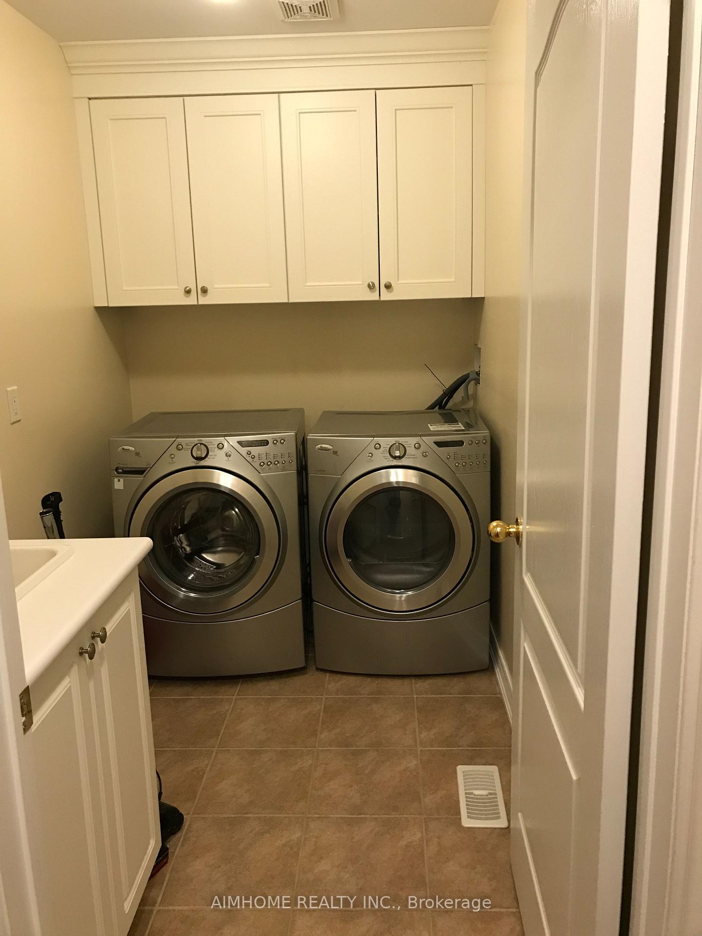 Photo 19 of 26 Asner Avenue, Vaughan, Patterson — HOMEH