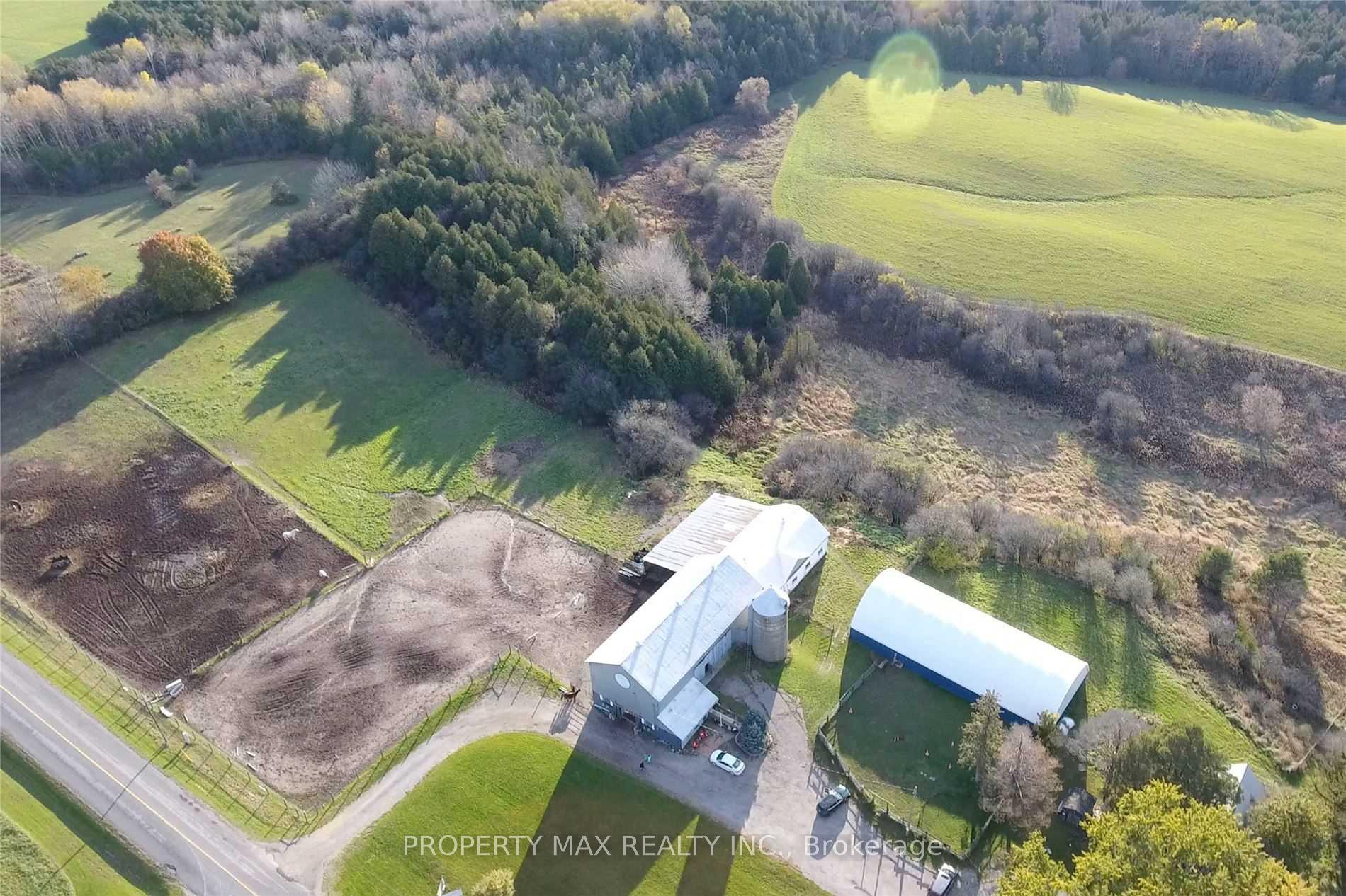 Photo 5 of 9570 Duffs Road, Whitby, Brooklin — HOMEH