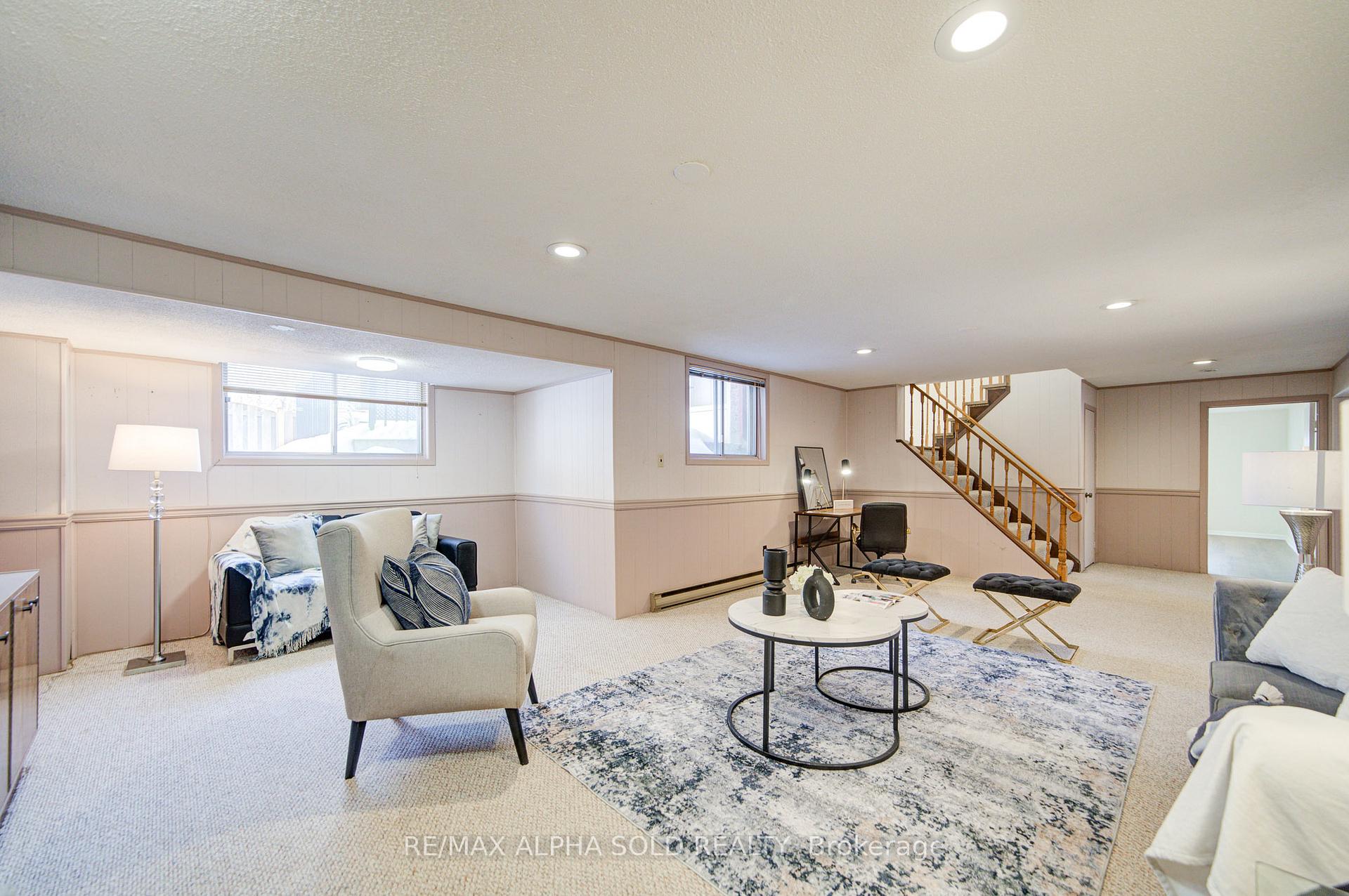 Photo 30 of 73 Oak Lea Circle, Markham, Markham Village — HOMEH