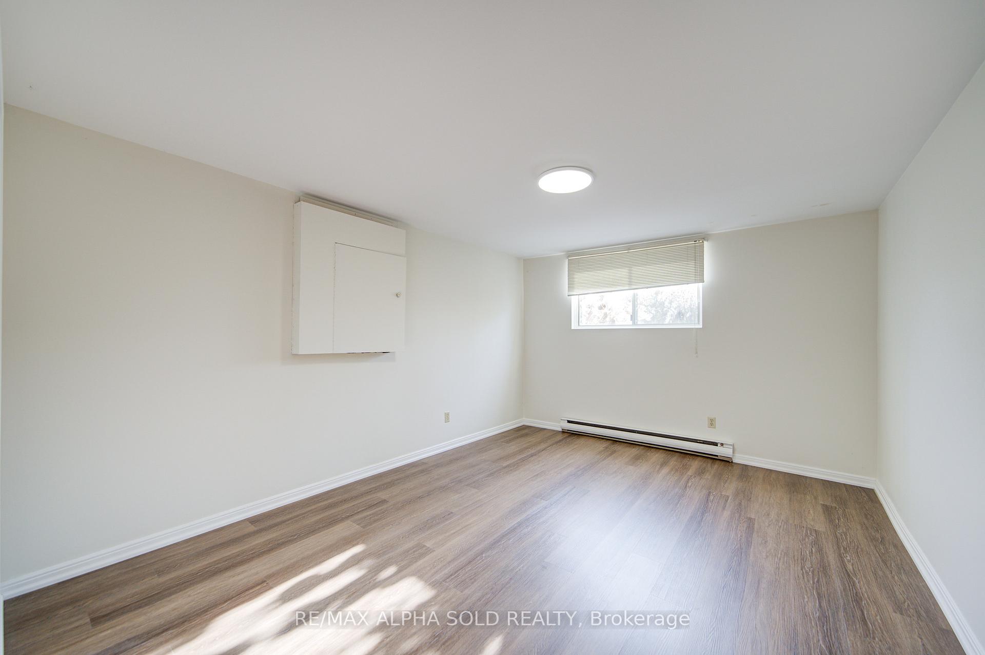 Photo 31 of 73 Oak Lea Circle, Markham, Markham Village — HOMEH