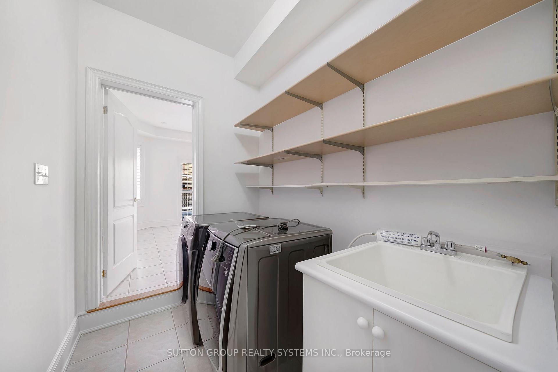 Photo 16 of 12 St Urbain Drive, Vaughan, Vellore Village — HOMEH