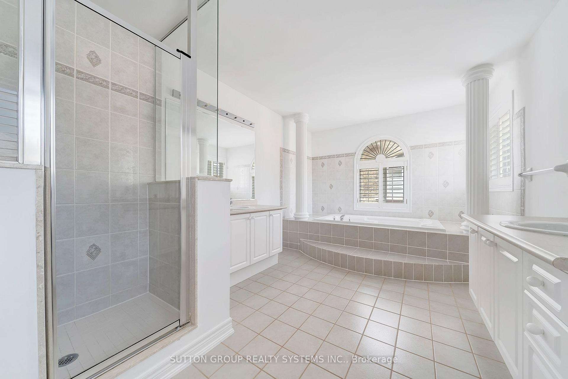 Photo 24 of 12 St Urbain Drive, Vaughan, Vellore Village — HOMEH