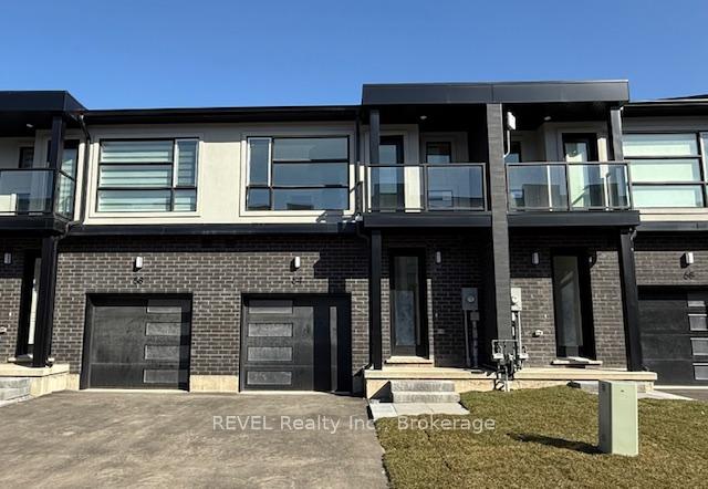 Front of 64 Warren Trail