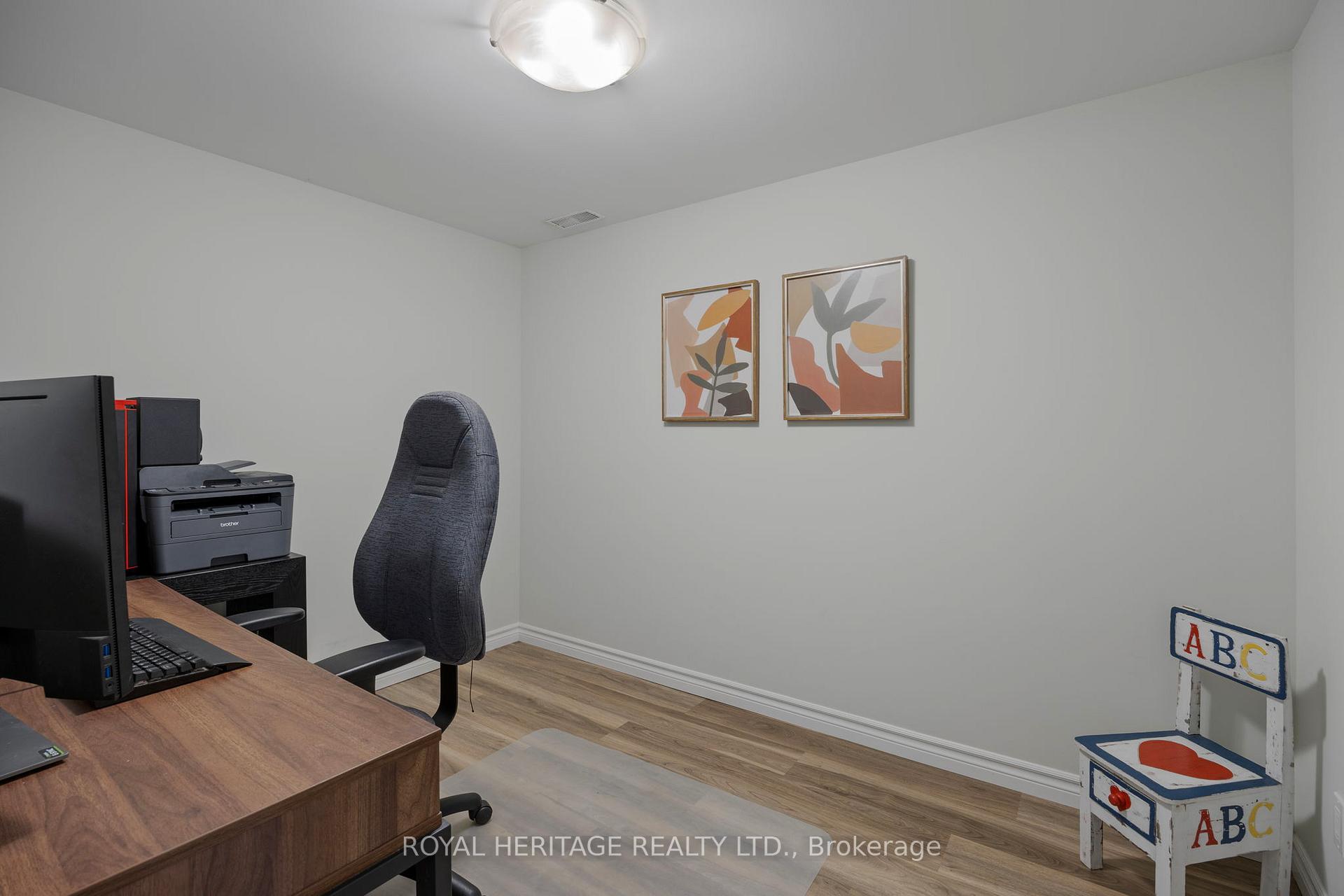 Photo 51 of 321 Centre Street N, Whitby, Downtown Whitby — HOMEH
