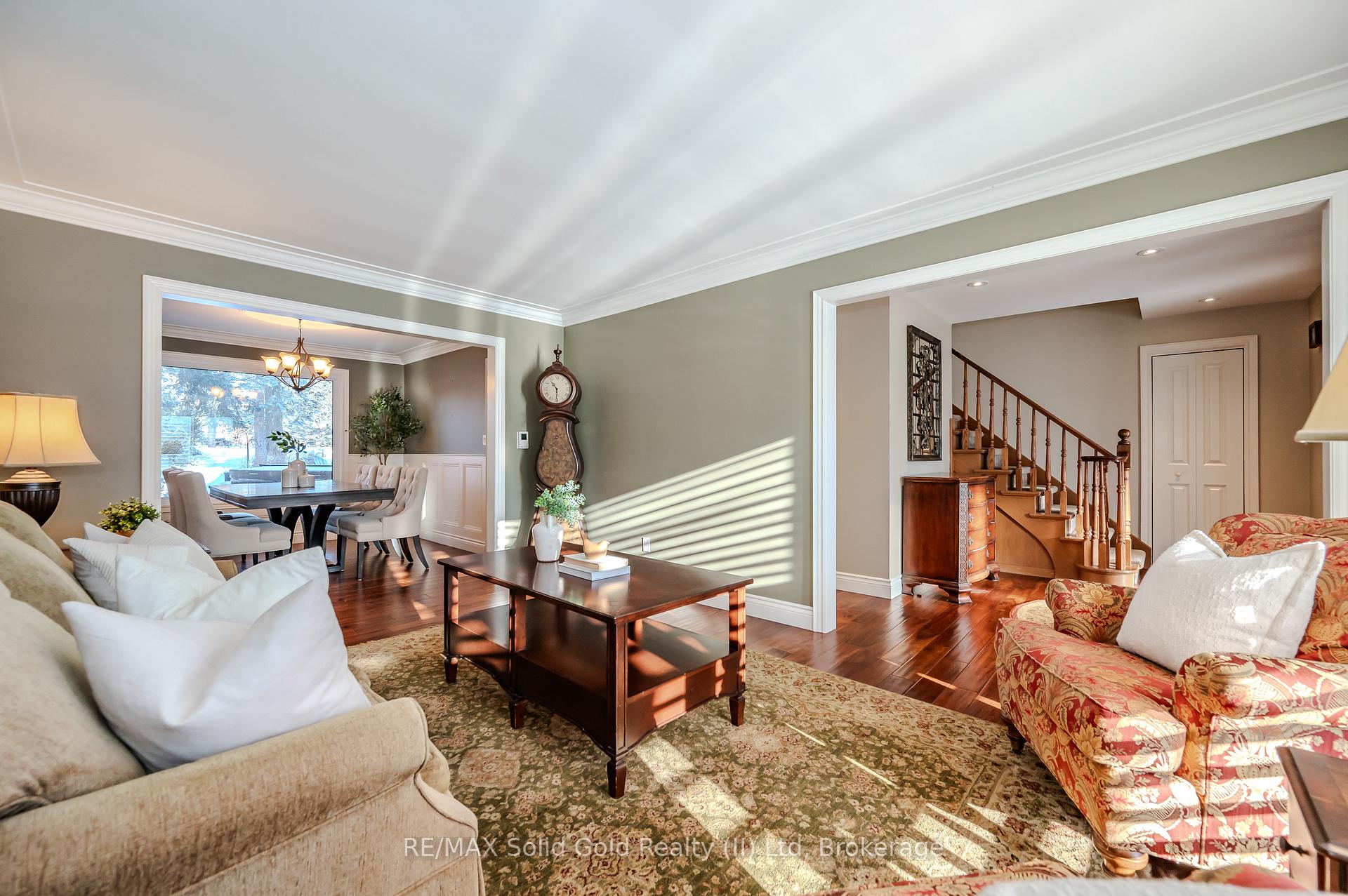 Photo 4 of 299 Craigleith Drive, Waterloo — HOMEH