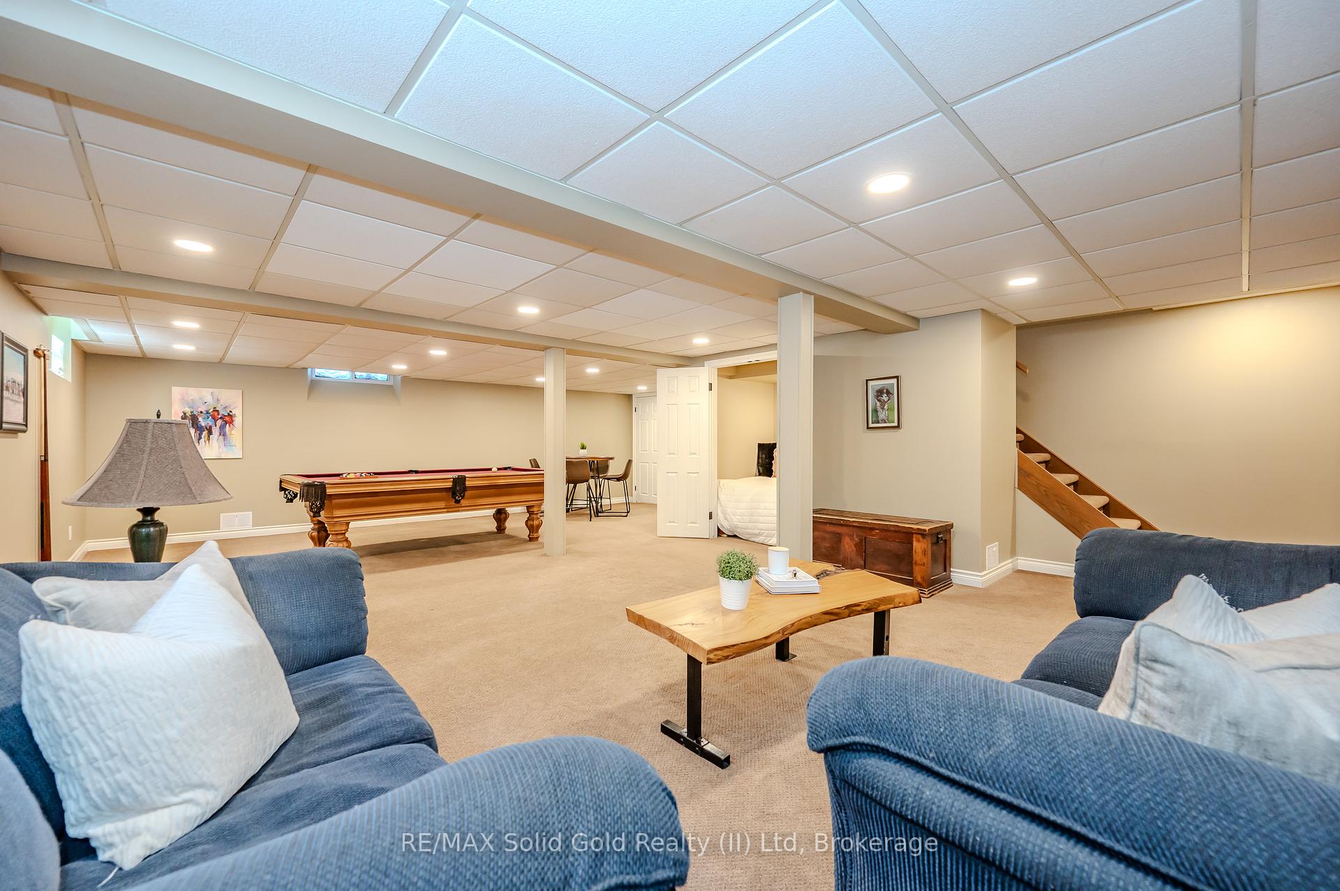 Photo 25 of 299 Craigleith Drive, Waterloo — HOMEH