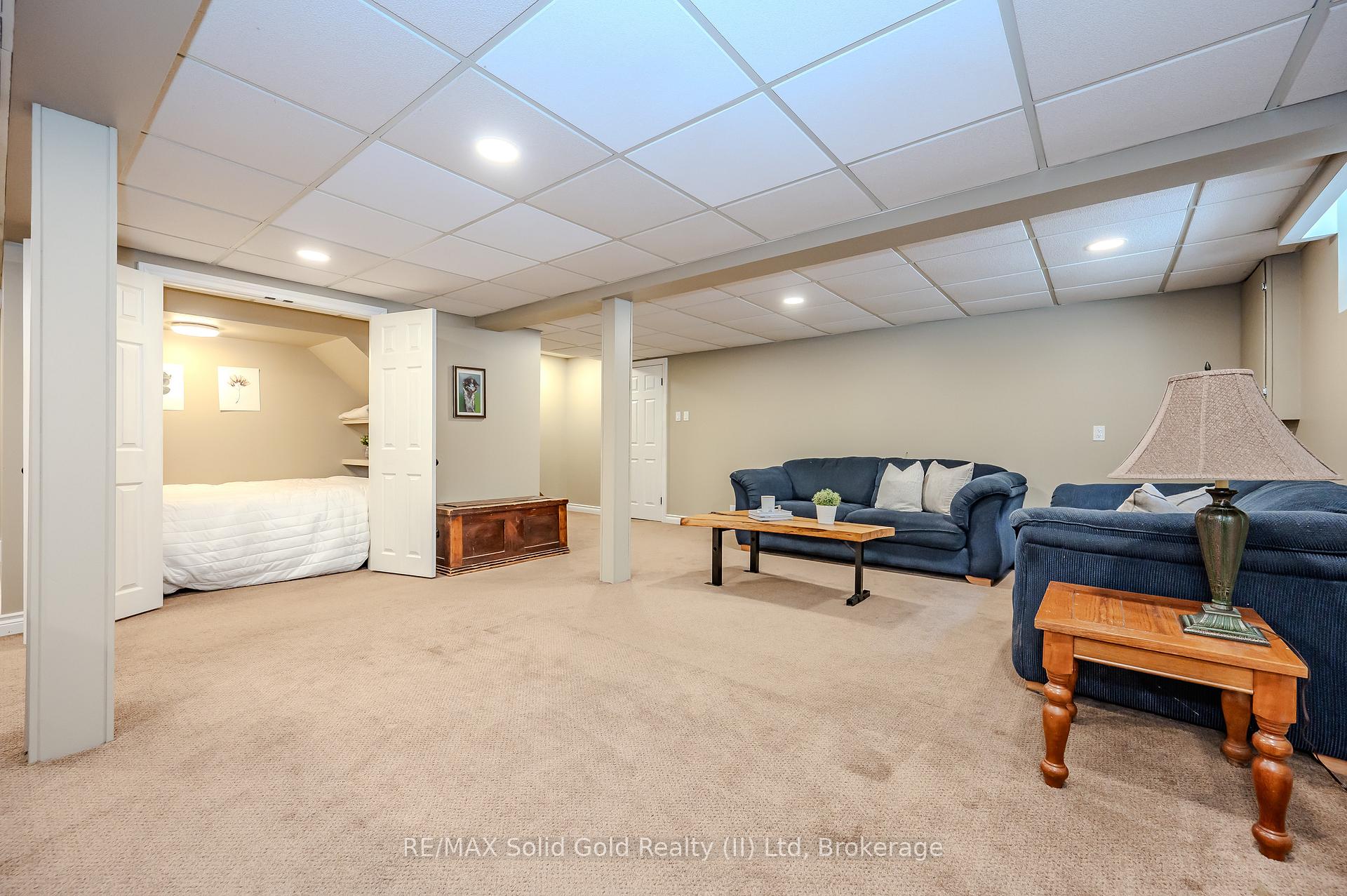 Photo 26 of 299 Craigleith Drive, Waterloo — HOMEH