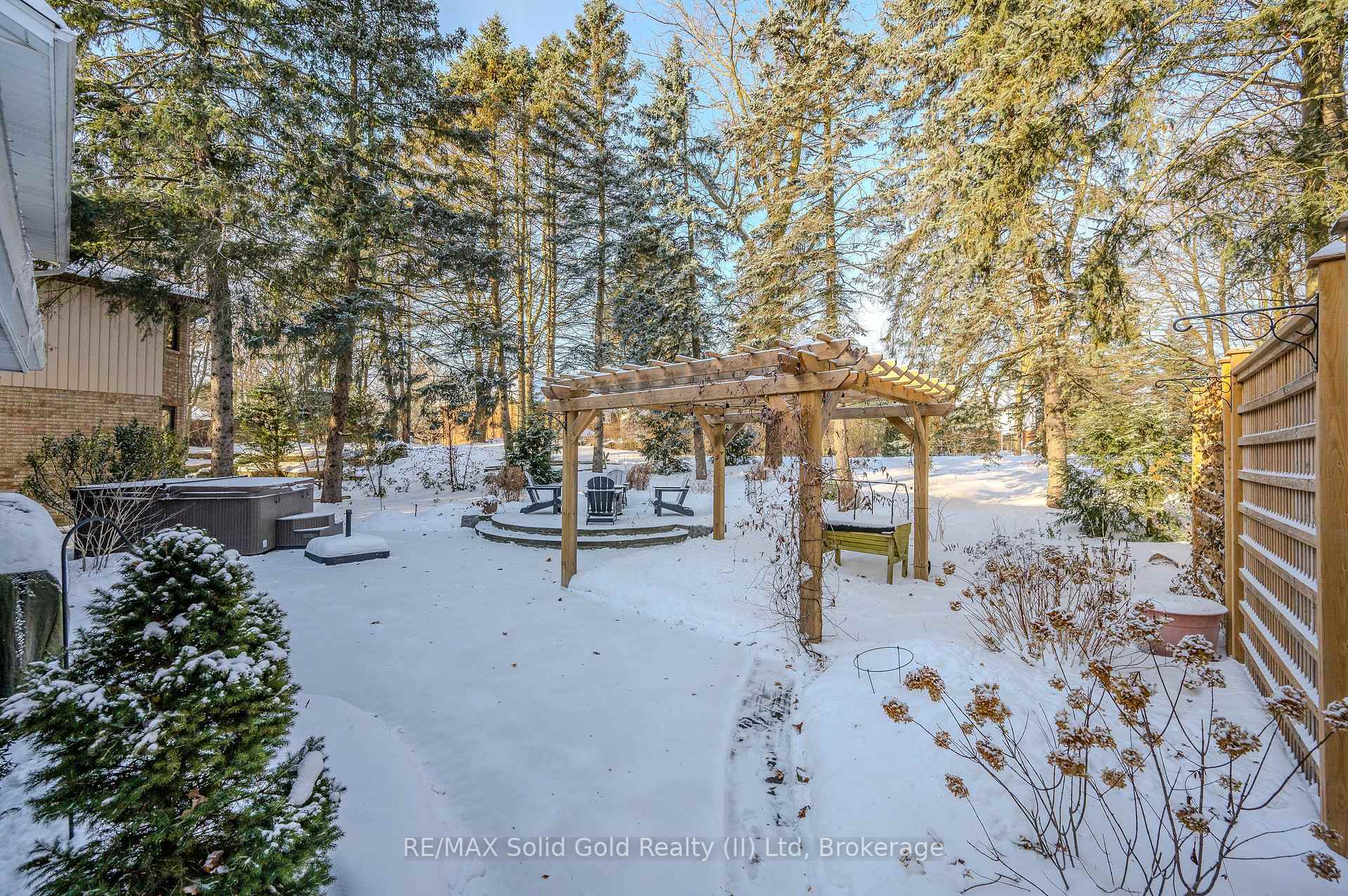 Photo 36 of 299 Craigleith Drive, Waterloo — HOMEH