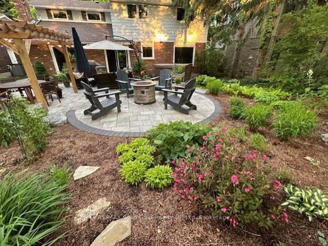Photo 37 of 299 Craigleith Drive, Waterloo — HOMEH