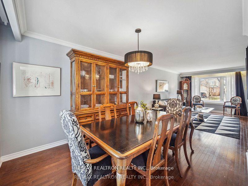 Photo 12 of 53 Peter Andrew Crescent, Vaughan, Brownridge — HOMEH