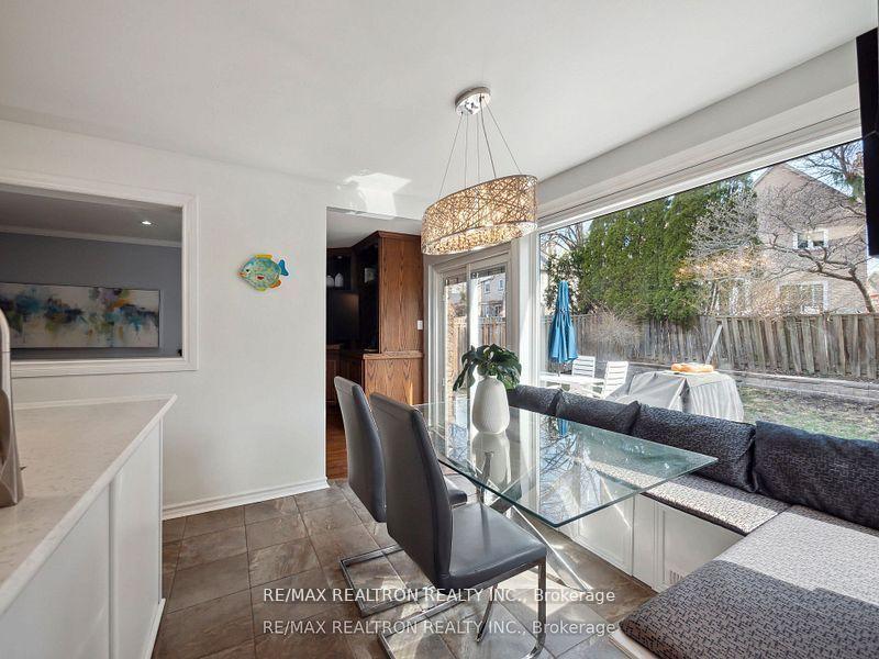 Photo 21 of 53 Peter Andrew Crescent, Vaughan, Brownridge — HOMEH