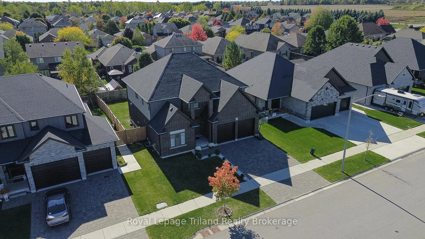 Photo 2 of 50 Thames Springs Crescent, Zorra, Thamesford — HOMEH