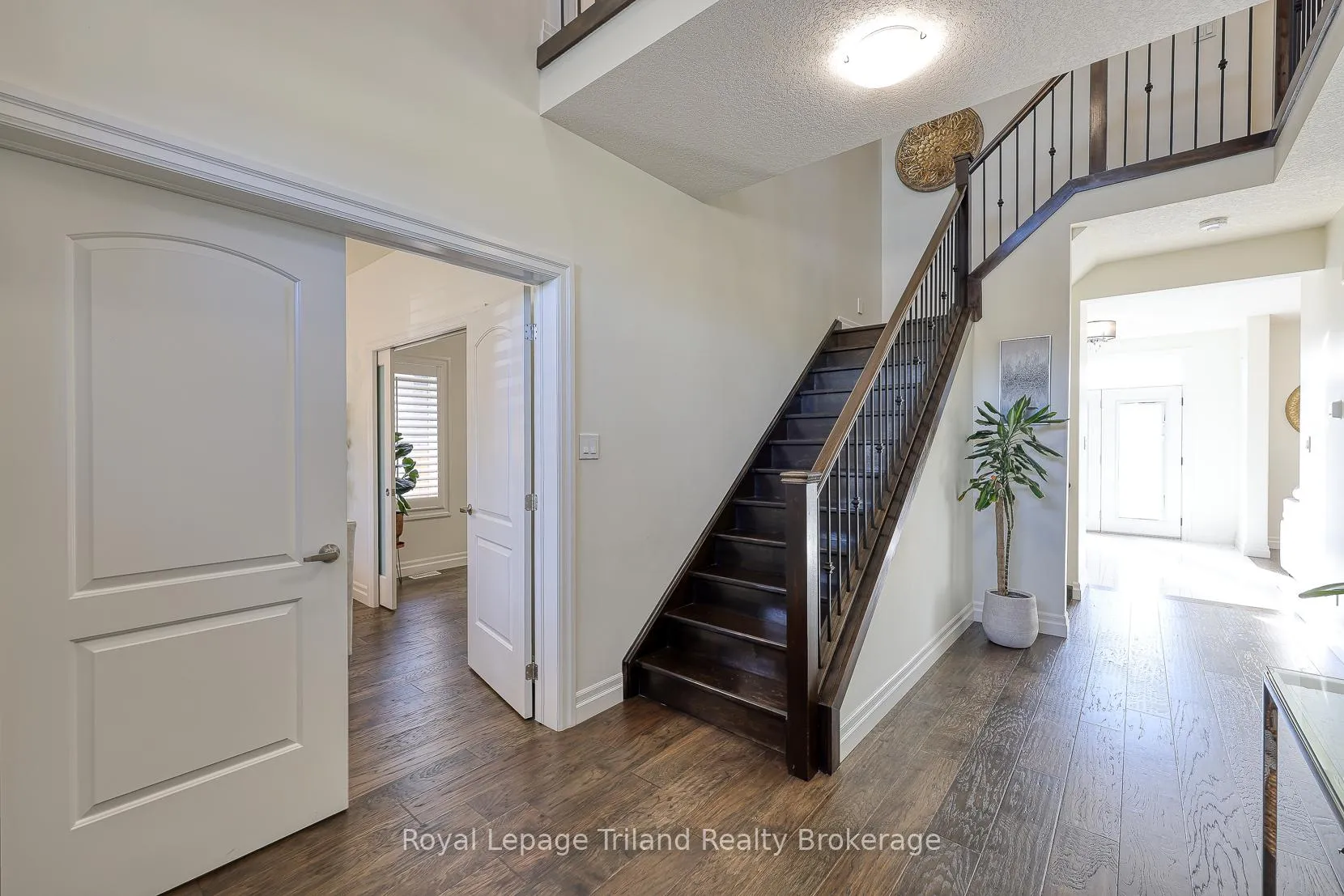 Photo 5 of 50 Thames Springs Crescent, Zorra, Thamesford — HOMEH