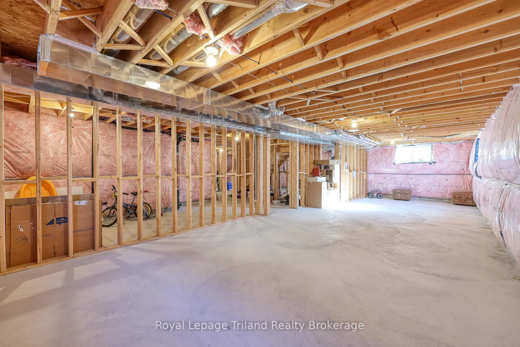 Photo 34 of 50 Thames Springs Crescent, Zorra, Thamesford — HOMEH