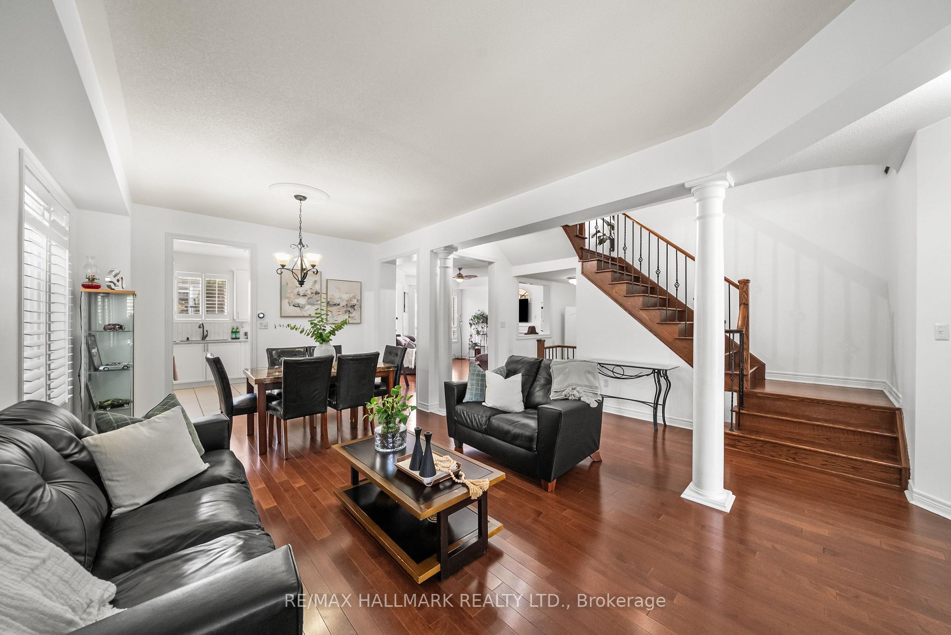 Photo 19 of 95 Rockland Crescent, Whitby, Brooklin — HOMEH