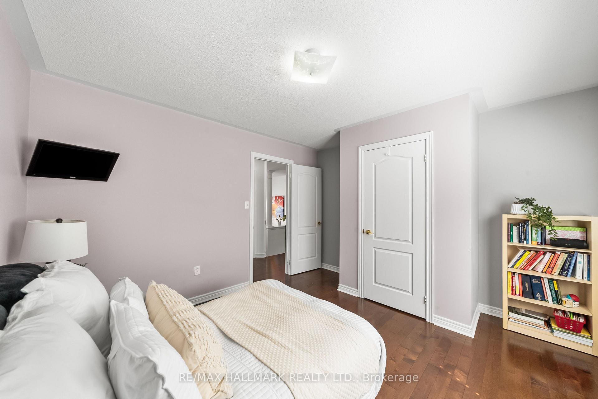 Photo 30 of 95 Rockland Crescent, Whitby, Brooklin — HOMEH