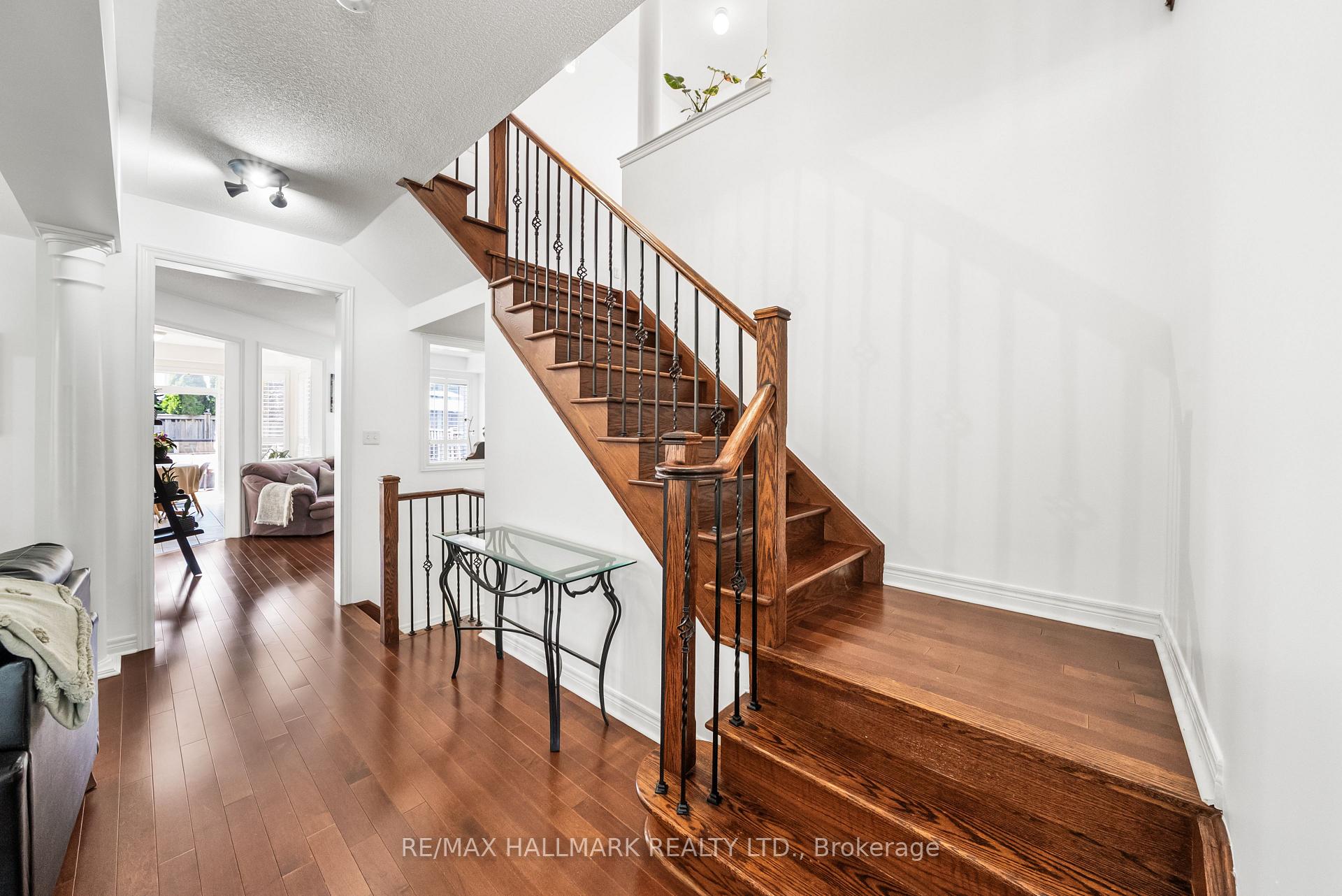 Photo 36 of 95 Rockland Crescent, Whitby, Brooklin — HOMEH