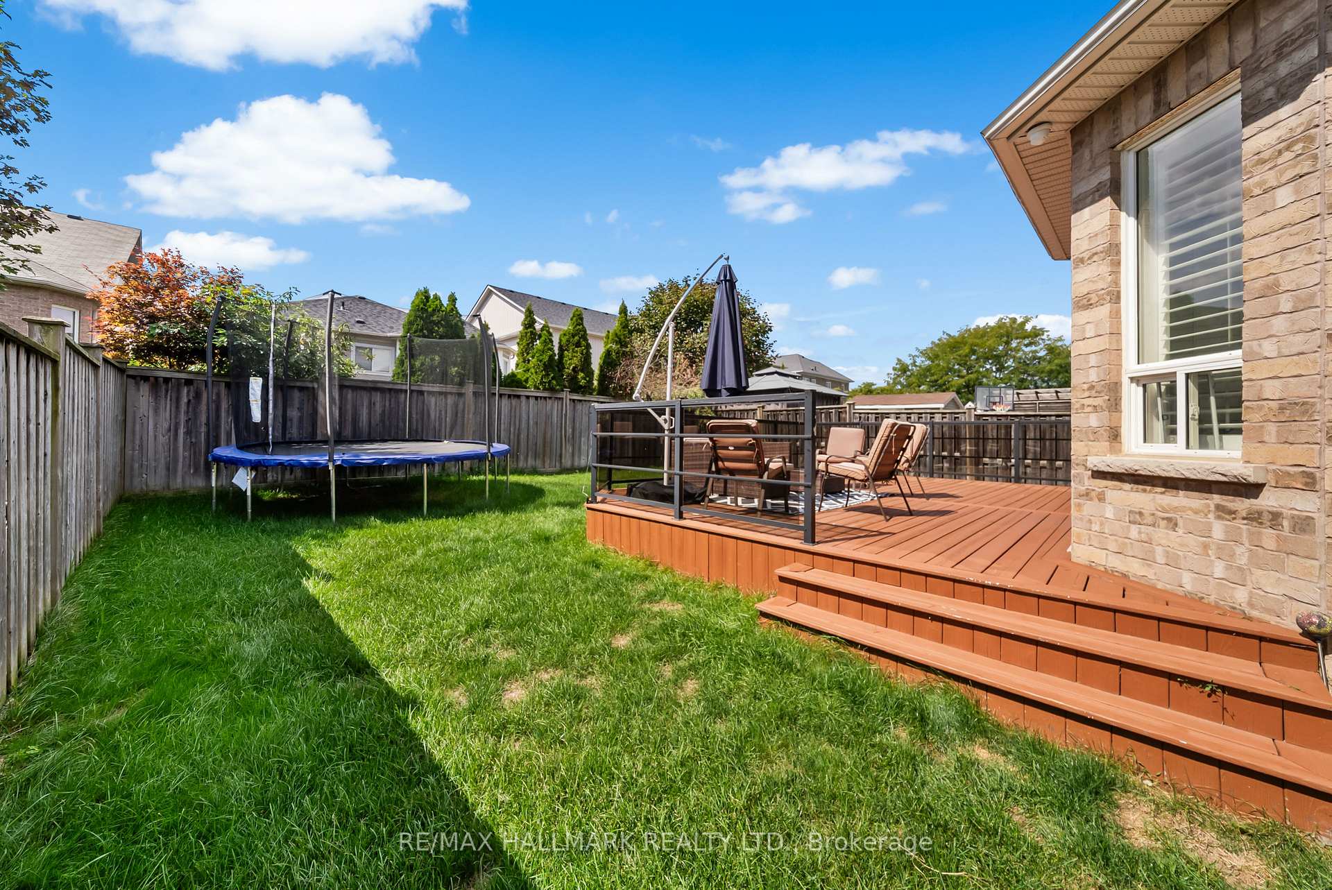 Photo 44 of 95 Rockland Crescent, Whitby, Brooklin — HOMEH