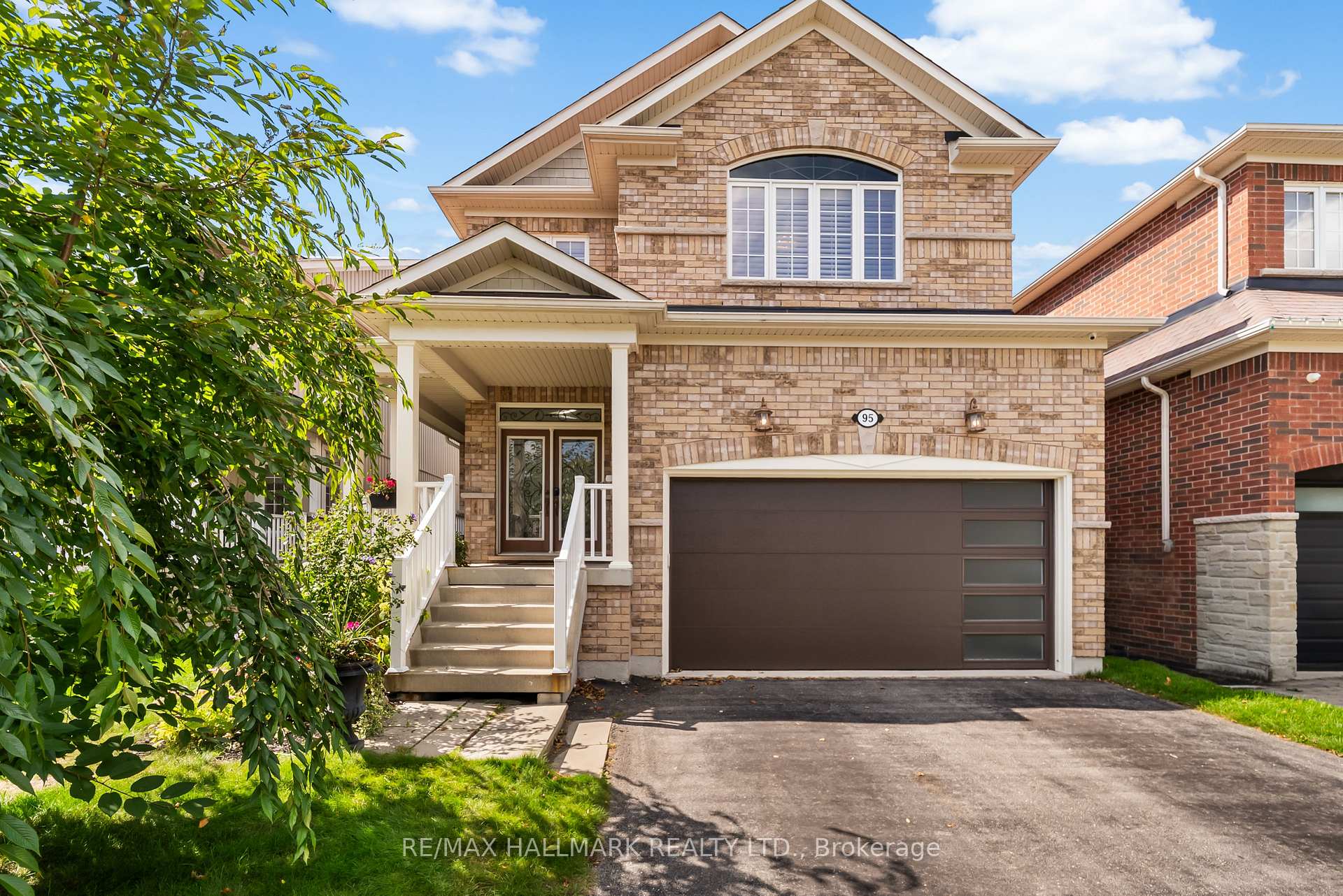 Photo 49 of 95 Rockland Crescent, Whitby, Brooklin — HOMEH