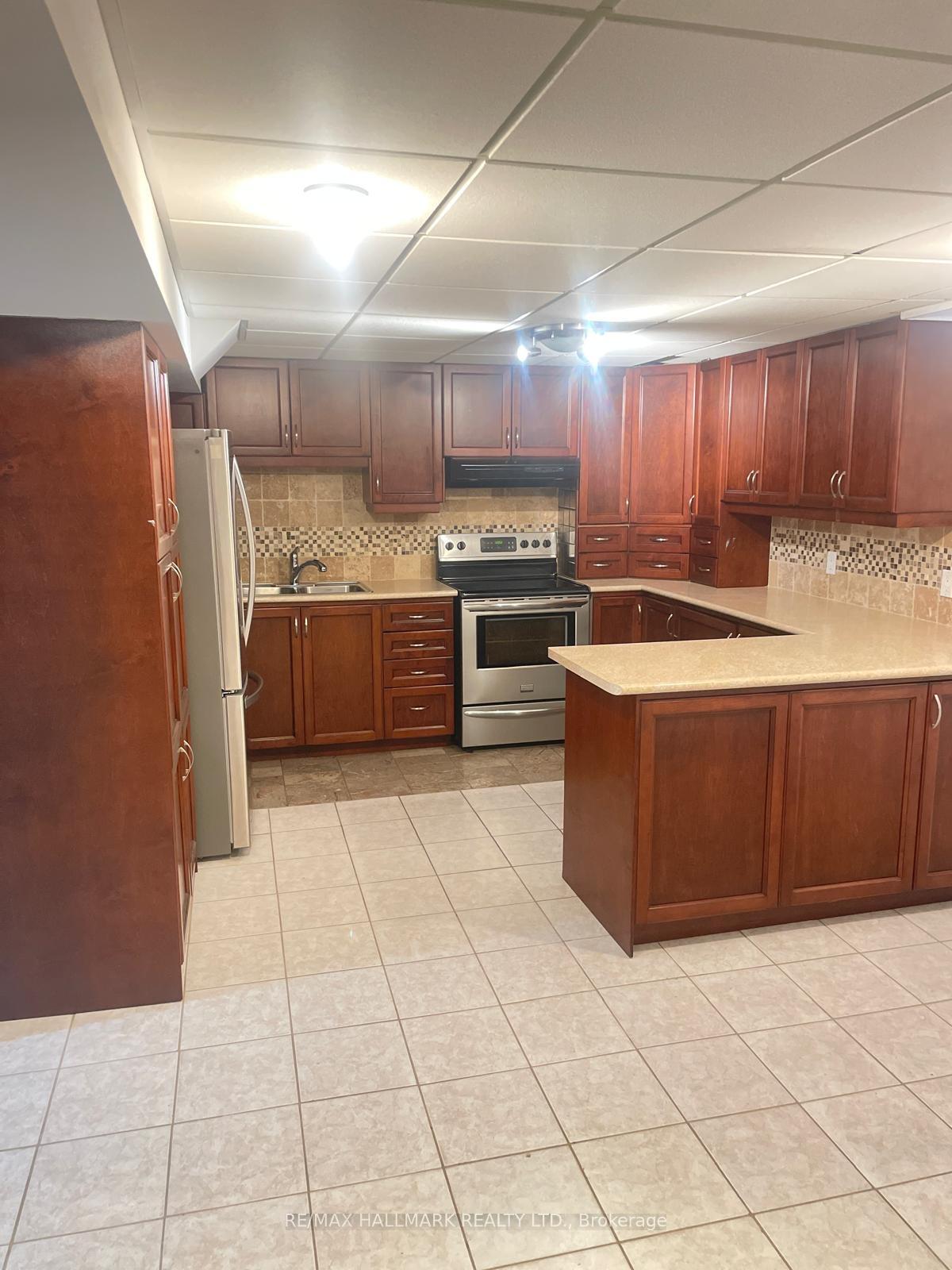Photo 2 of Unit Bsmt, 31 Bellona Street, Vaughan, West Woodbridge — HOMEH