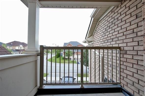 Photo 14 of 36 Nicklaus Drive, Aurora, Bayview Northeast — HOMEH
