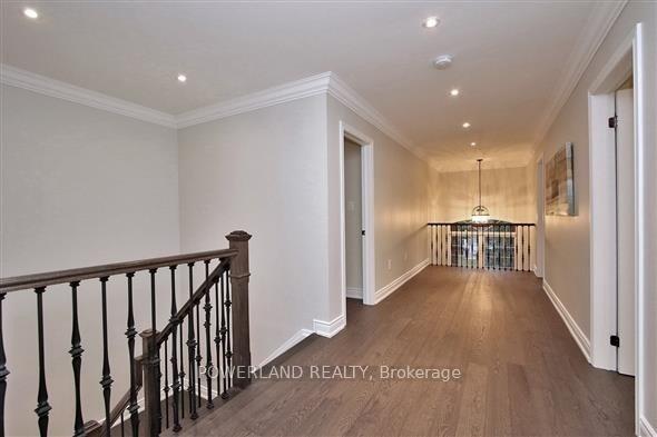 Photo 17 of 36 Nicklaus Drive, Aurora, Bayview Northeast — HOMEH