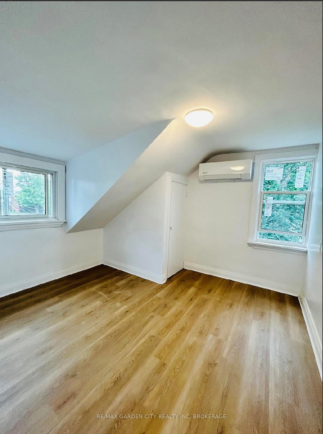 Photo 1 of Unit #UPPER, 99 Beatrice Street, Welland, Lincoln/Crowland — HOMEH