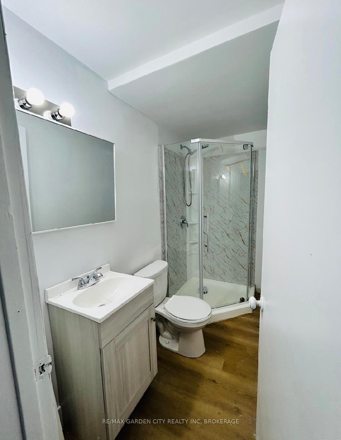 Photo 2 of Unit #UPPER, 99 Beatrice Street, Welland, Lincoln/Crowland — HOMEH