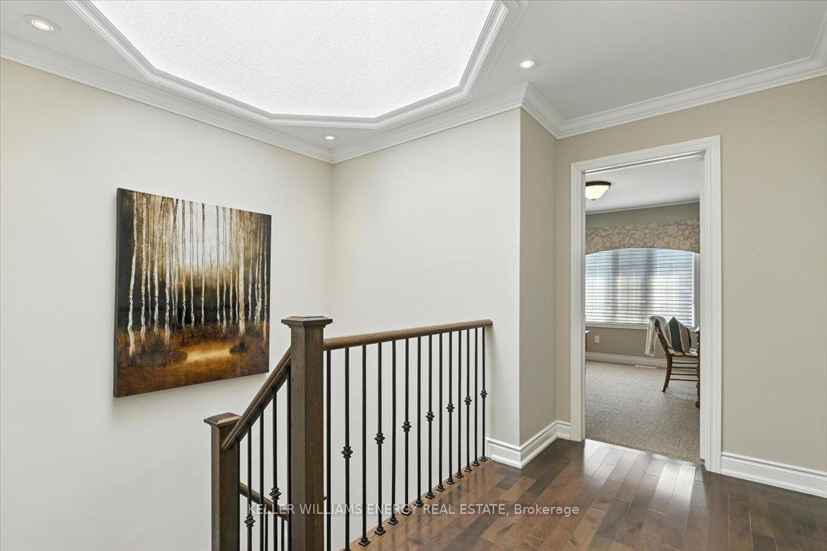 Photo 15 of 1762 Dufferin Street, Whitby, Port Whitby — HOMEH