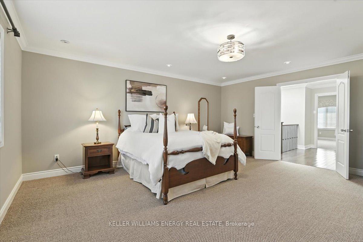 Photo 19 of 1762 Dufferin Street, Whitby, Port Whitby — HOMEH