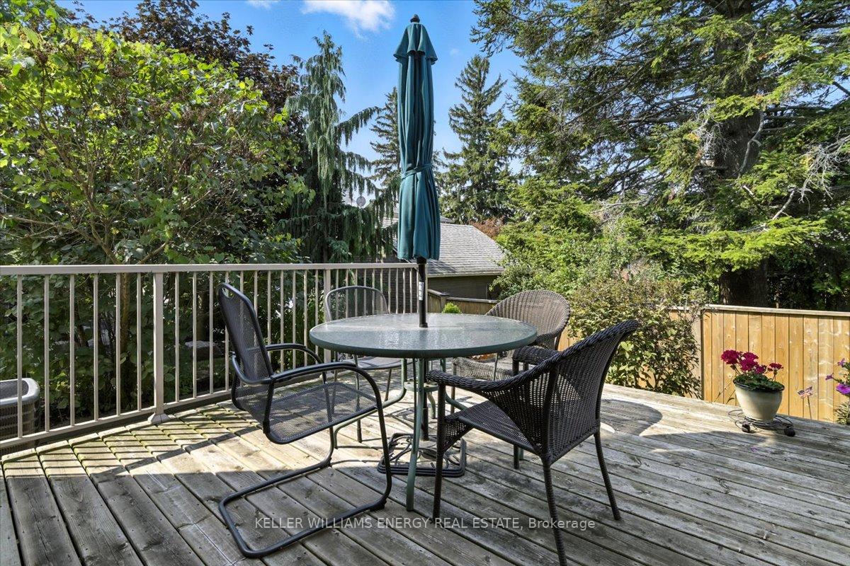 Photo 32 of 1762 Dufferin Street, Whitby, Port Whitby — HOMEH