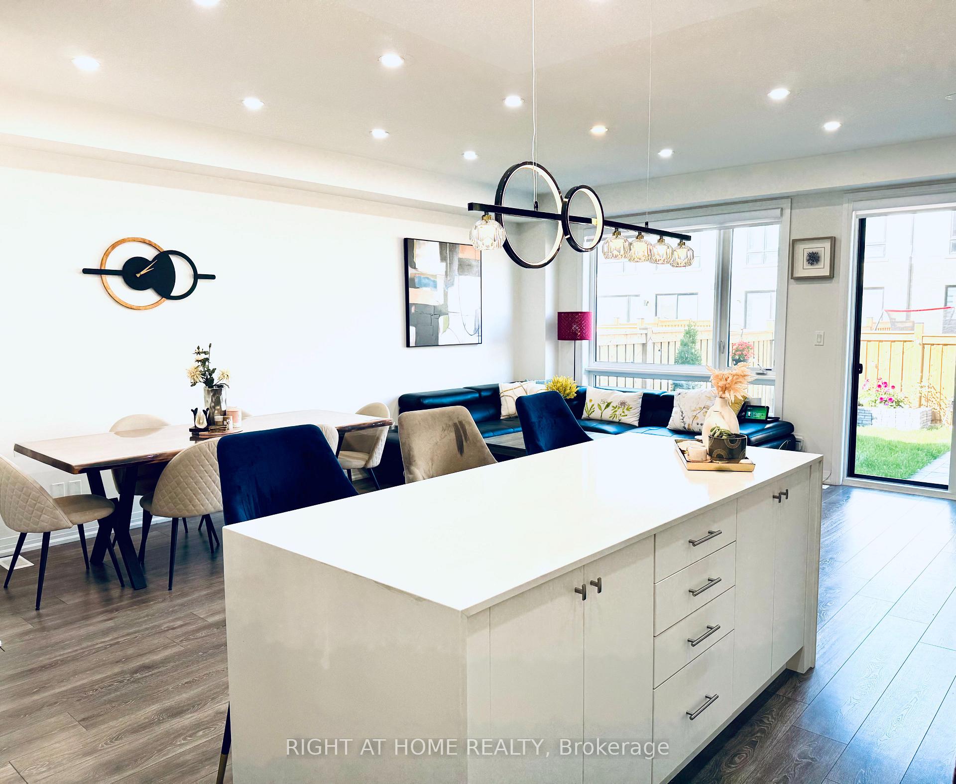 Photo 5 of 63 Klein Way, Whitby, Taunton North — HOMEH