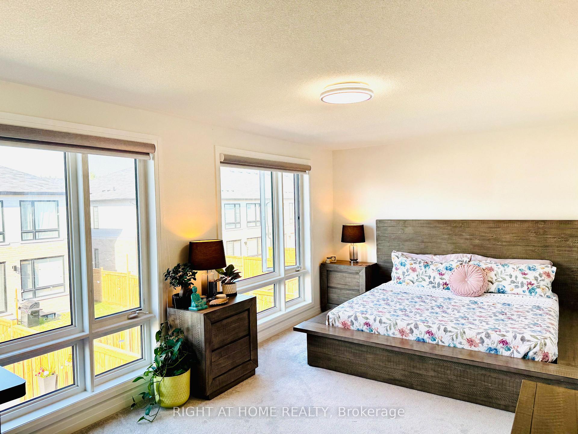 Photo 11 of 63 Klein Way, Whitby, Taunton North — HOMEH