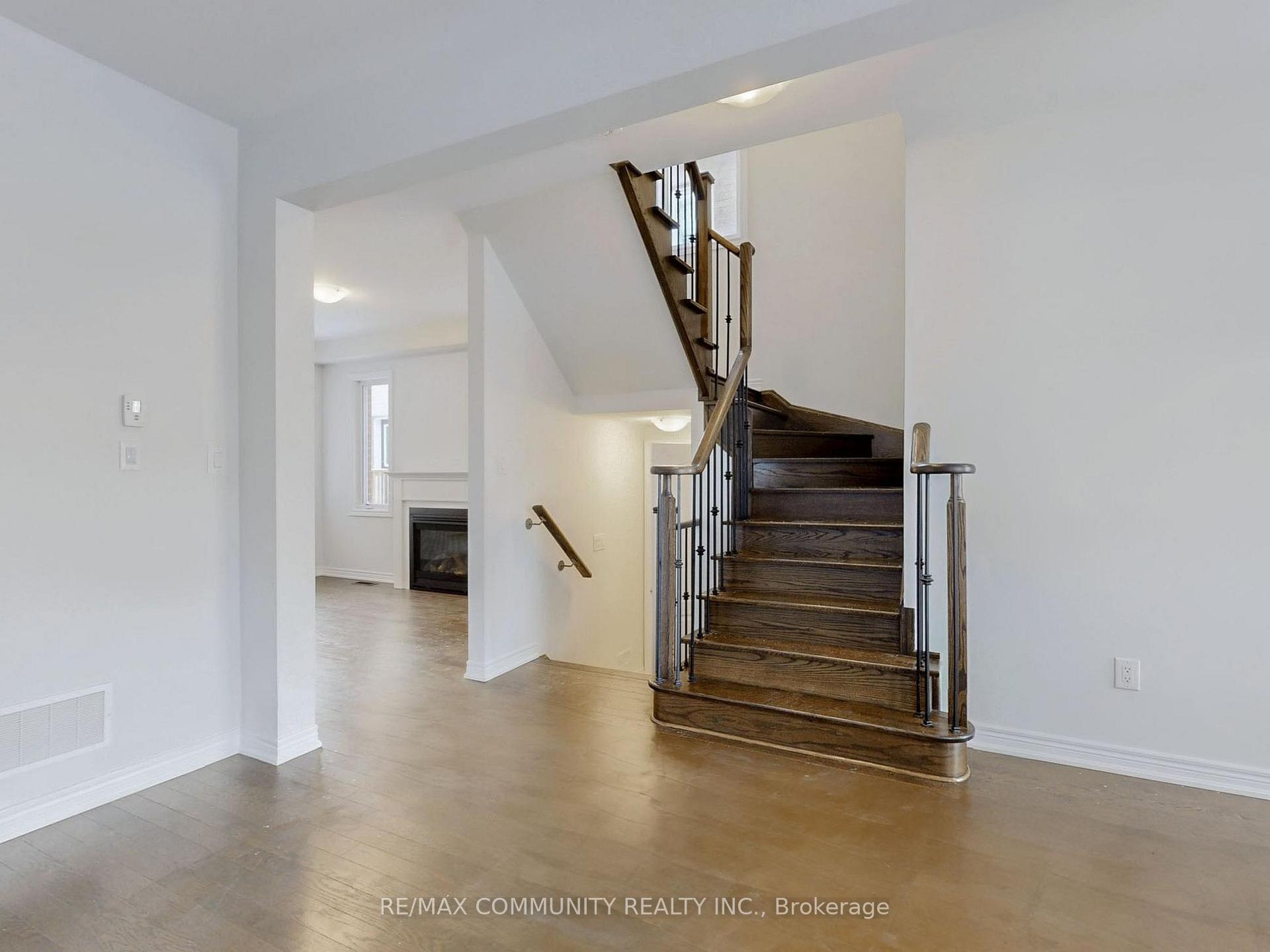 Photo 8 of 168 Webb Street, Markham, Cornell — HOMEH