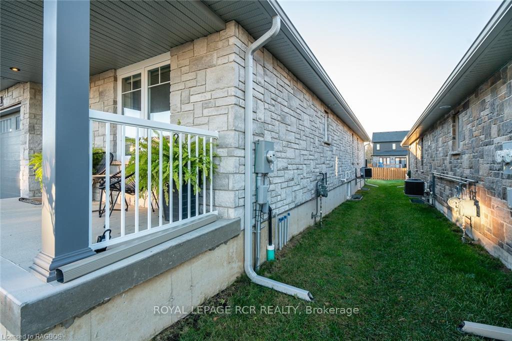 Photo 32 of 118 Shady Hill Road, West Grey — HOMEH