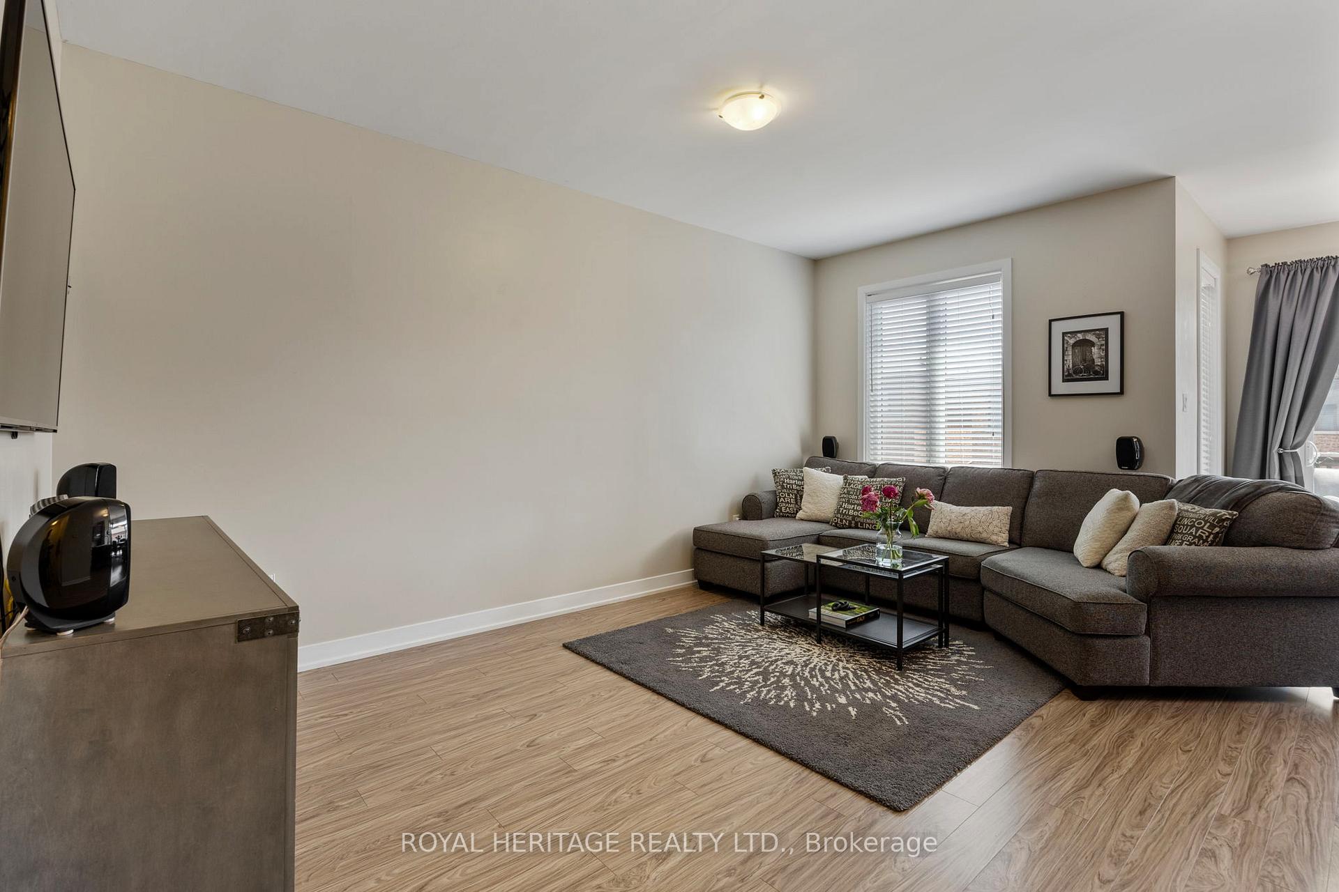 Photo 9 of 69 Barrister Avenue, Whitby, Pringle Creek — HOMEH