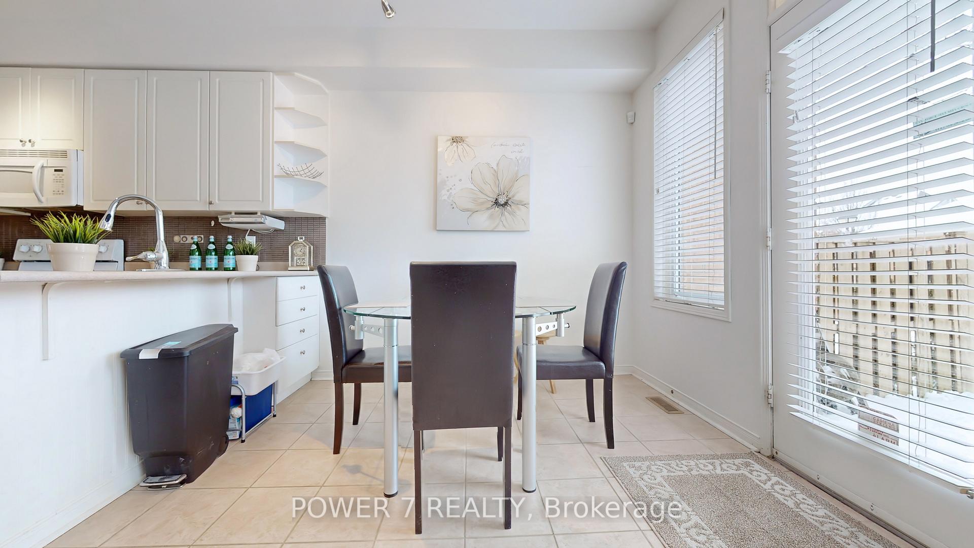 Photo 16 of 43 Queen's Plate Drive, Markham, Angus Glen — HOMEH