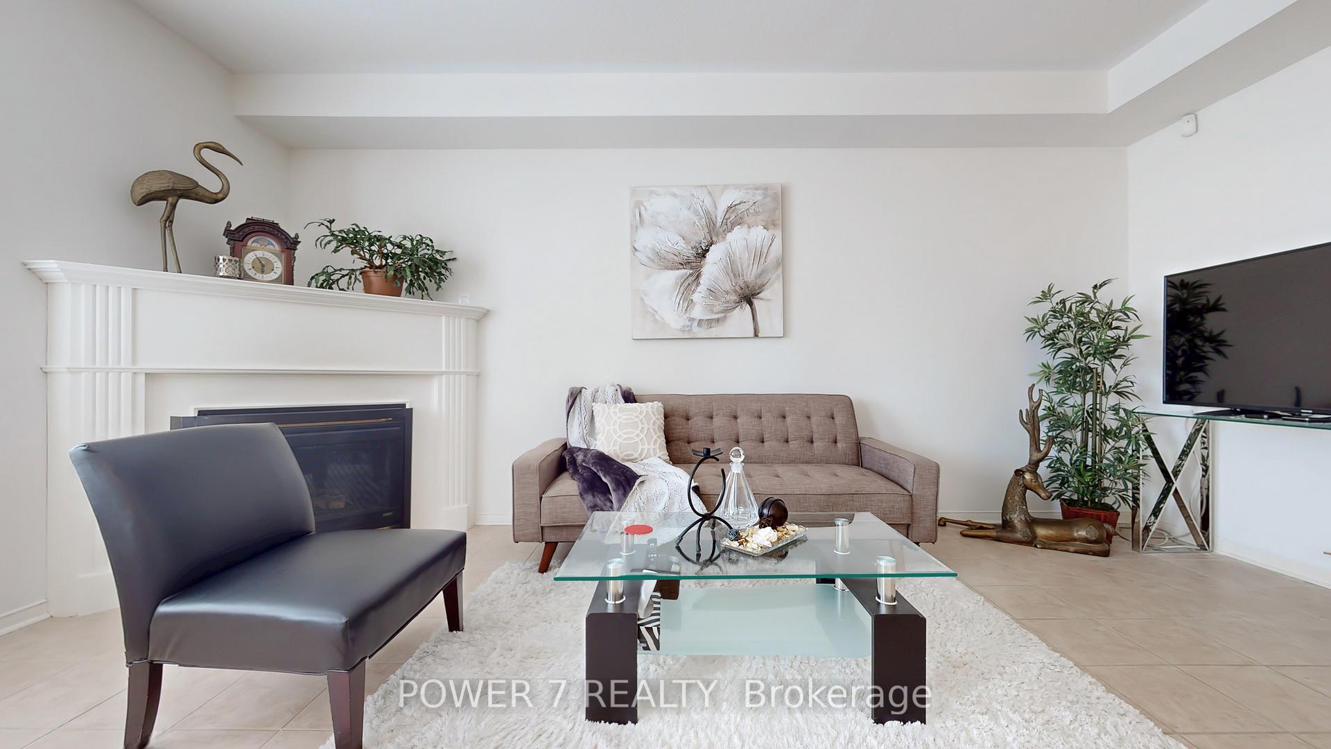 Photo 18 of 43 Queen's Plate Drive, Markham, Angus Glen — HOMEH