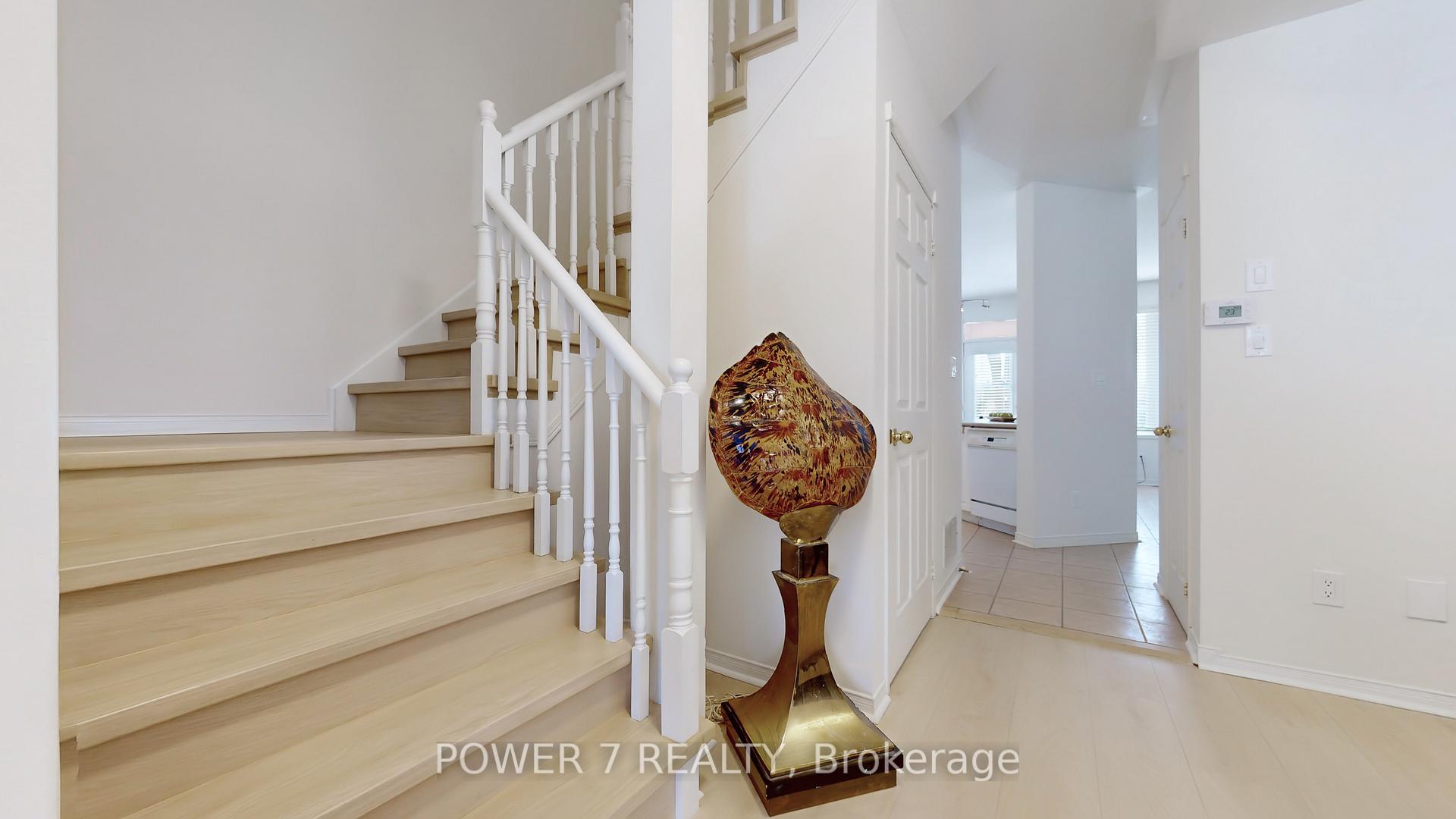 Photo 21 of 43 Queen's Plate Drive, Markham, Angus Glen — HOMEH