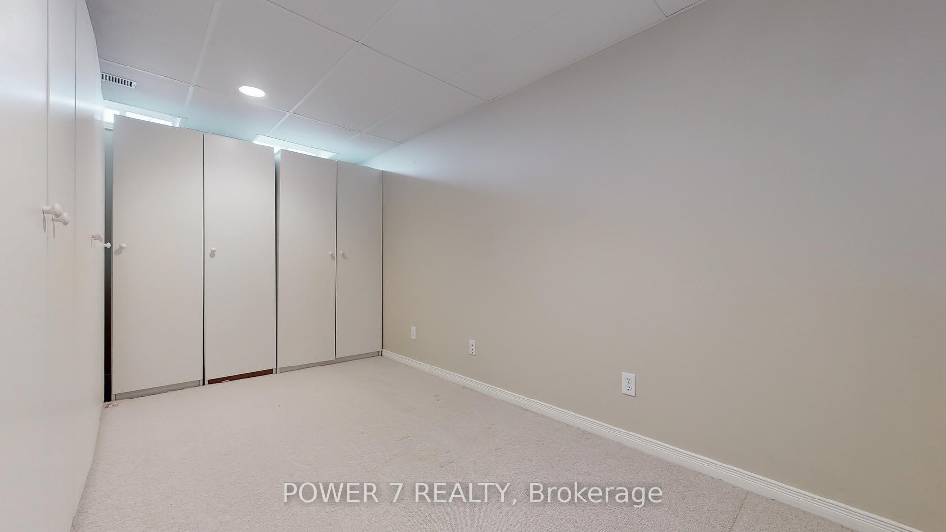 Photo 35 of 43 Queen's Plate Drive, Markham, Angus Glen — HOMEH