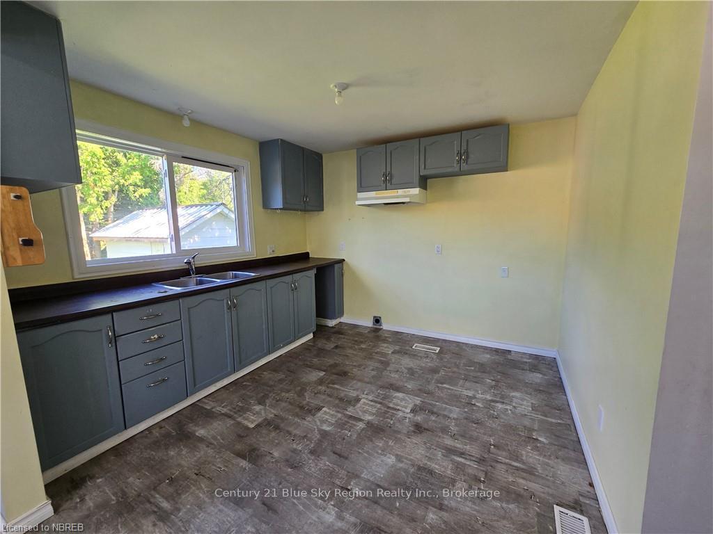 Photo 5 of 210 Cache Bay Road, West Nipissing, Sturgeon Falls — HOMEH